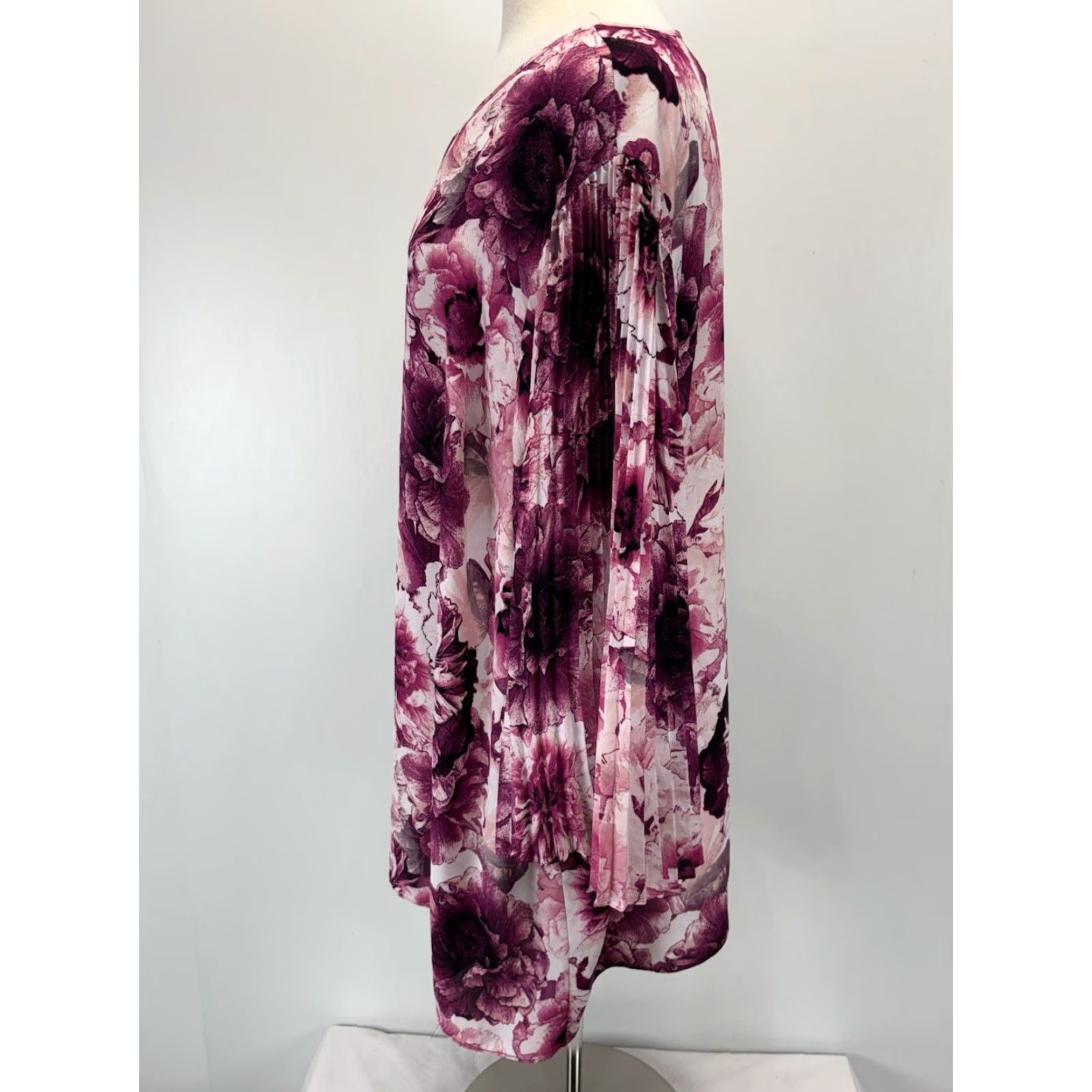 Vintage Catherine’s Floral Tunic Top Shirt 3X 26 28 Plus Pink Black Pleated Bell Sleeve Size XXL / US 16-18 / IT 52-54 - 2 Thumbnail
