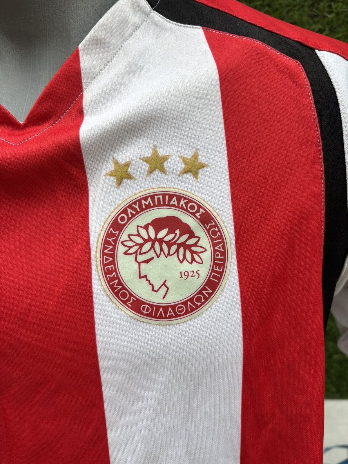 Puma Vintage olympiakos jersey Size US M / EU 48-50 / 2 - 3 Thumbnail