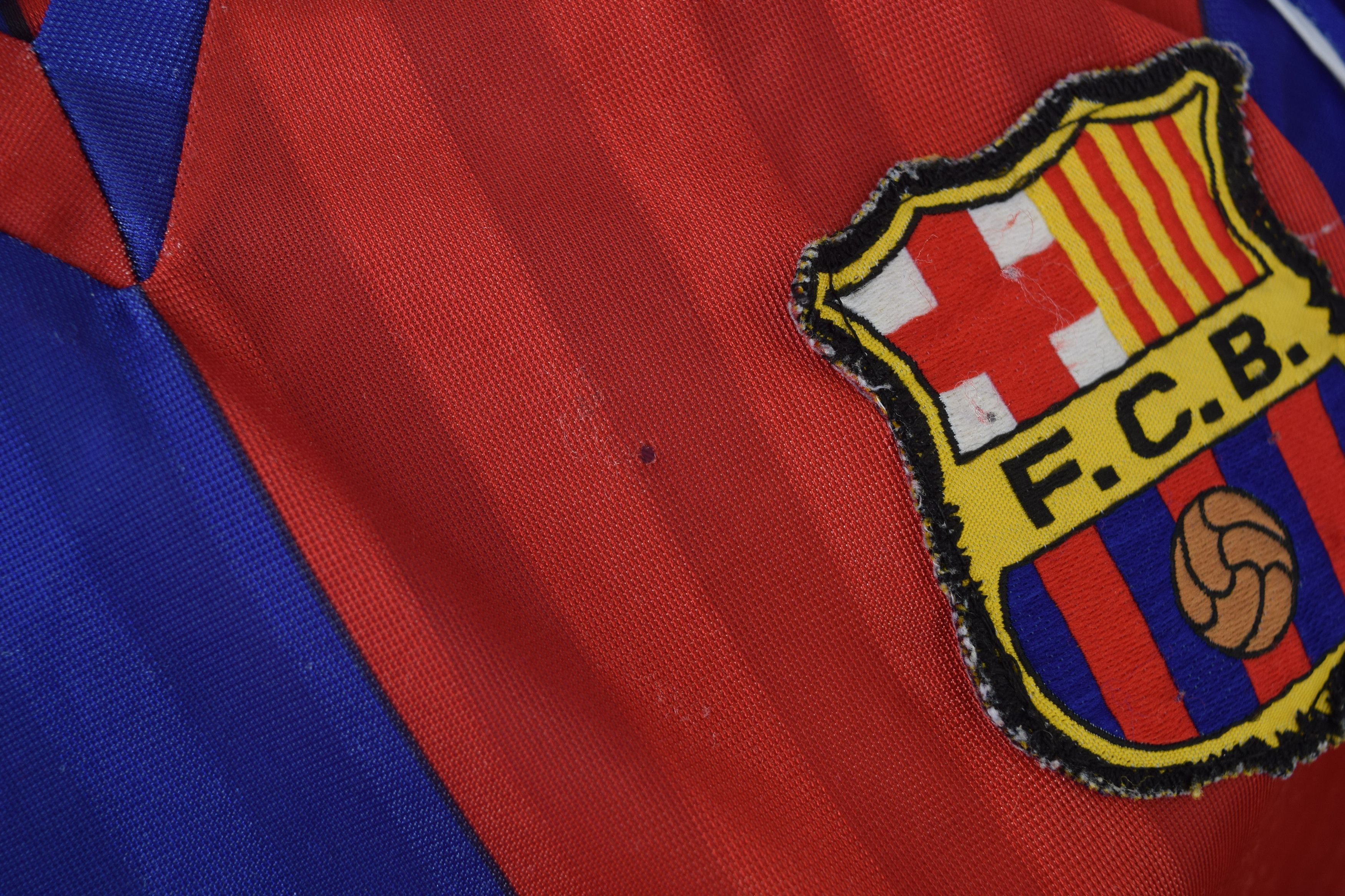 Other Romario #10 FC Barcelona Jersey Size US XL / EU 56 / 4 - 6 Thumbnail