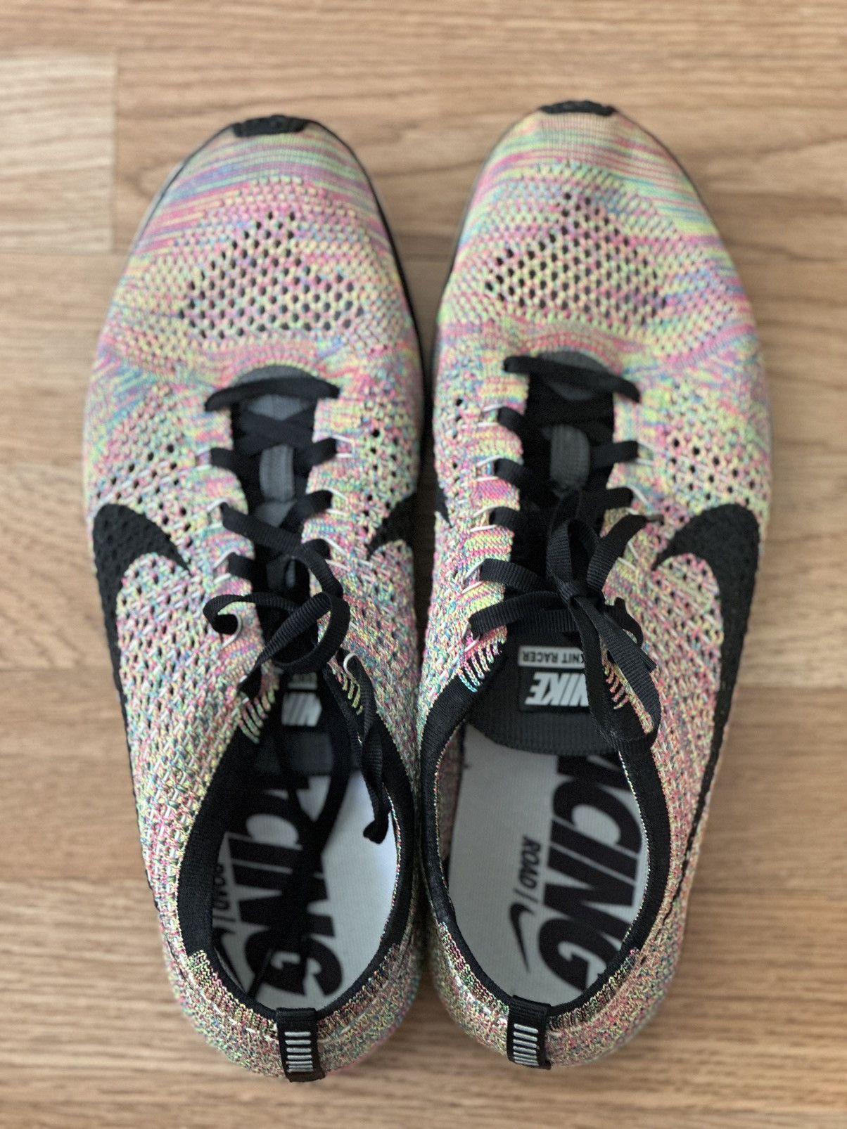 Nike Nike Flyknit Racer Size US 10 / EU 43 - 3 Thumbnail