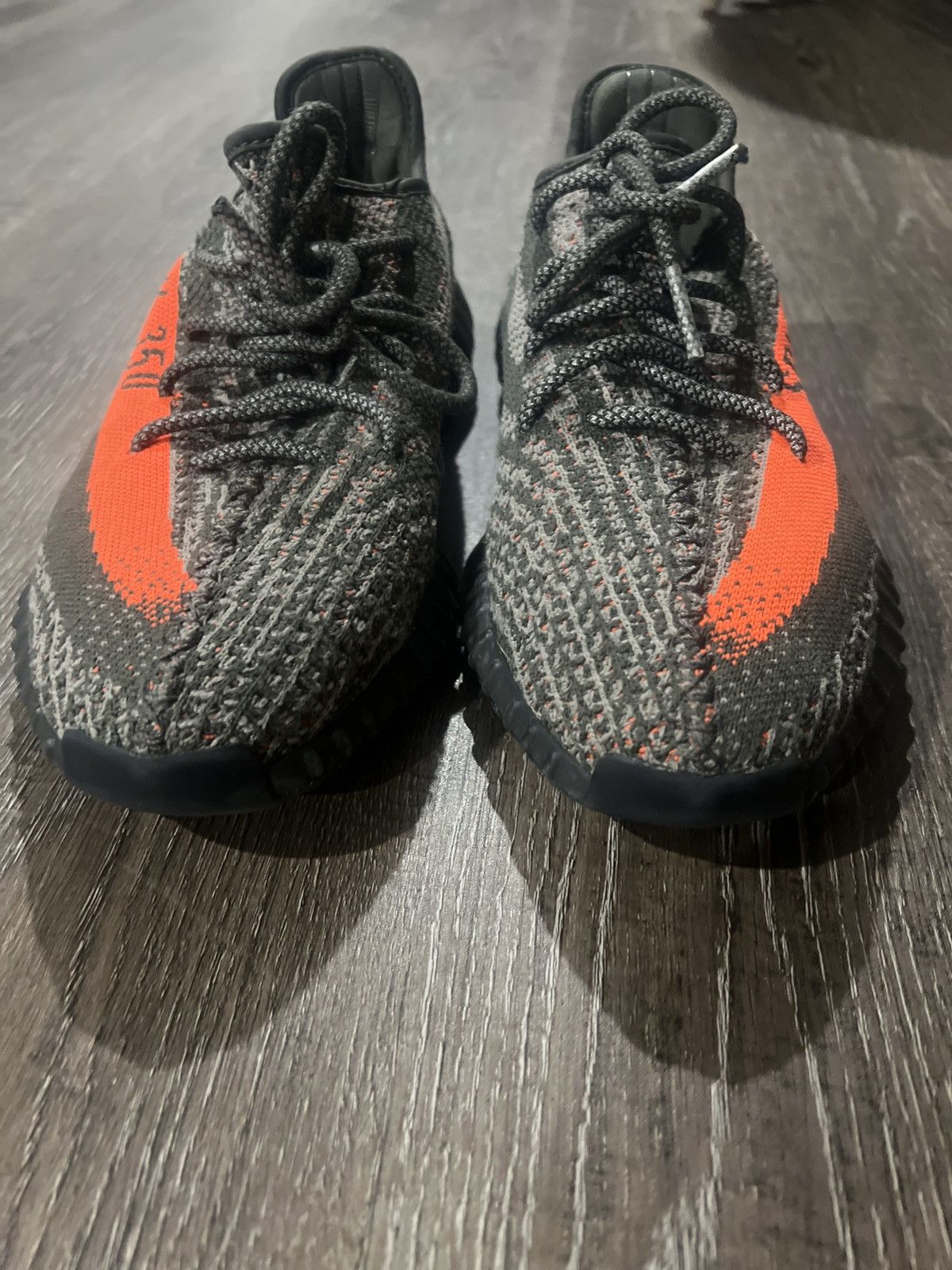 Yeezy Yeezy Boost 350 V2 'Carbon Beluga Size US 9 / EU 42 - 1 Thumbnail