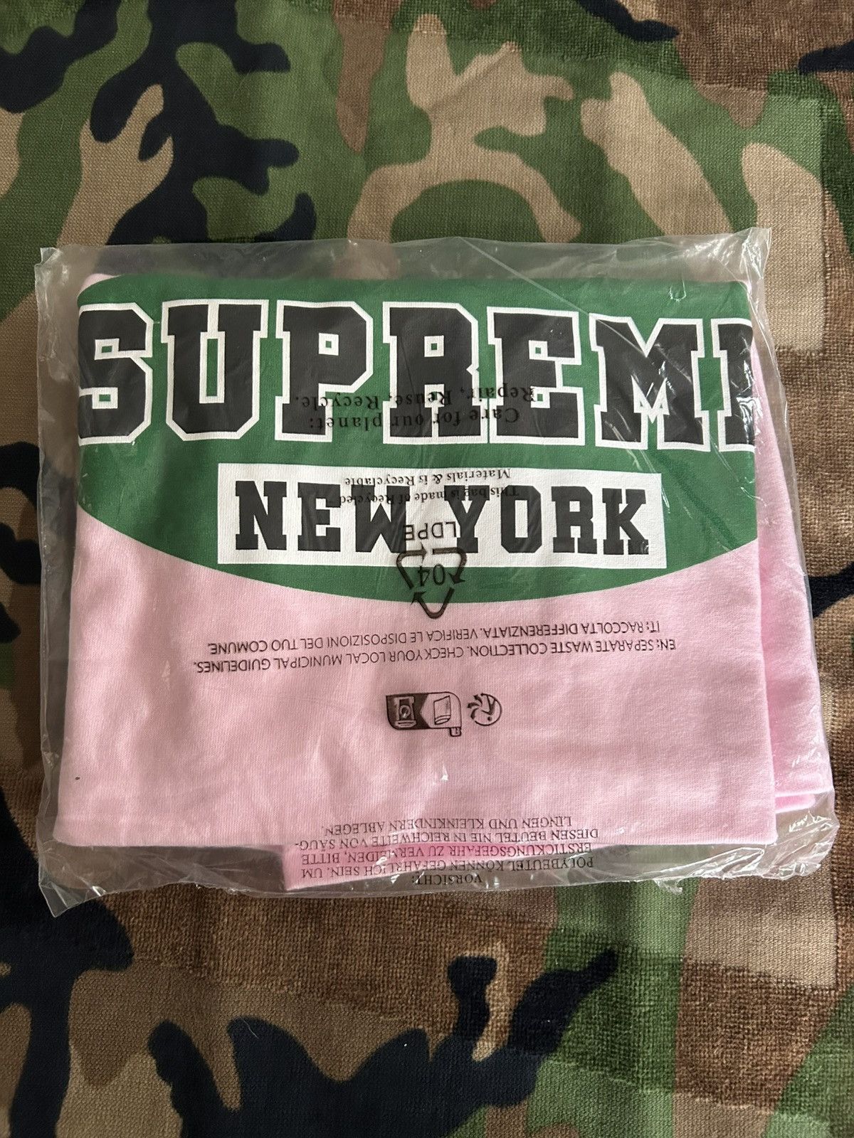 Supreme Supreme New York Tee Light Pink XL SS23 Size US XL / EU 56 / 4 - 2 Thumbnail