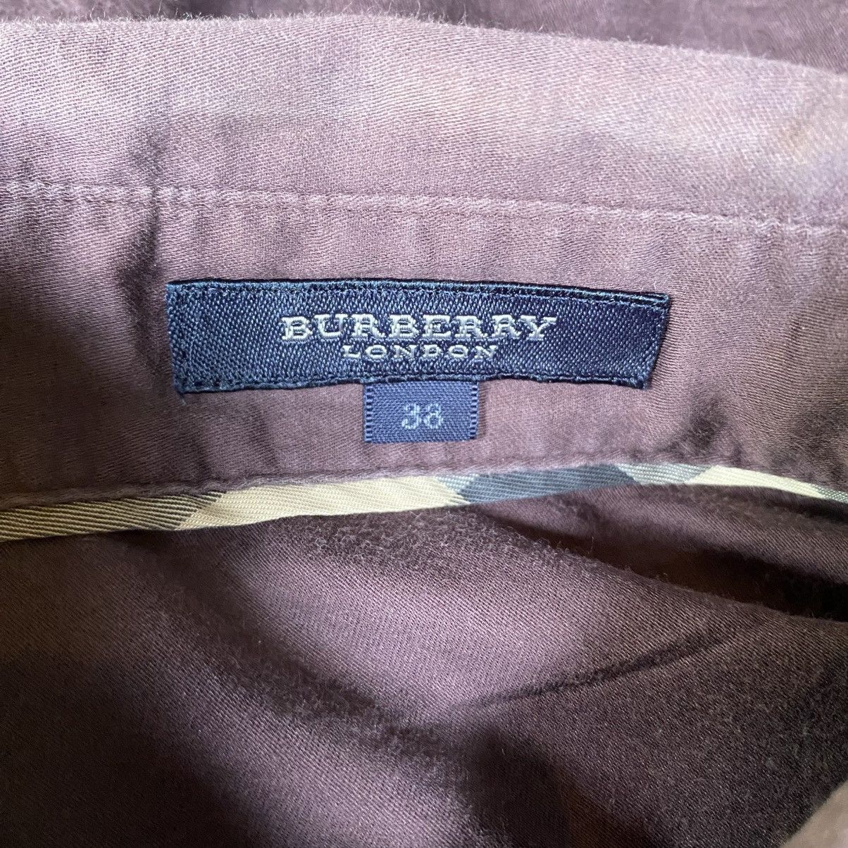 Burberry BURBERRY Purple Pintuck Button-Up Shirt Size XS / US 0-2 / IT 36-38 - 16 Thumbnail