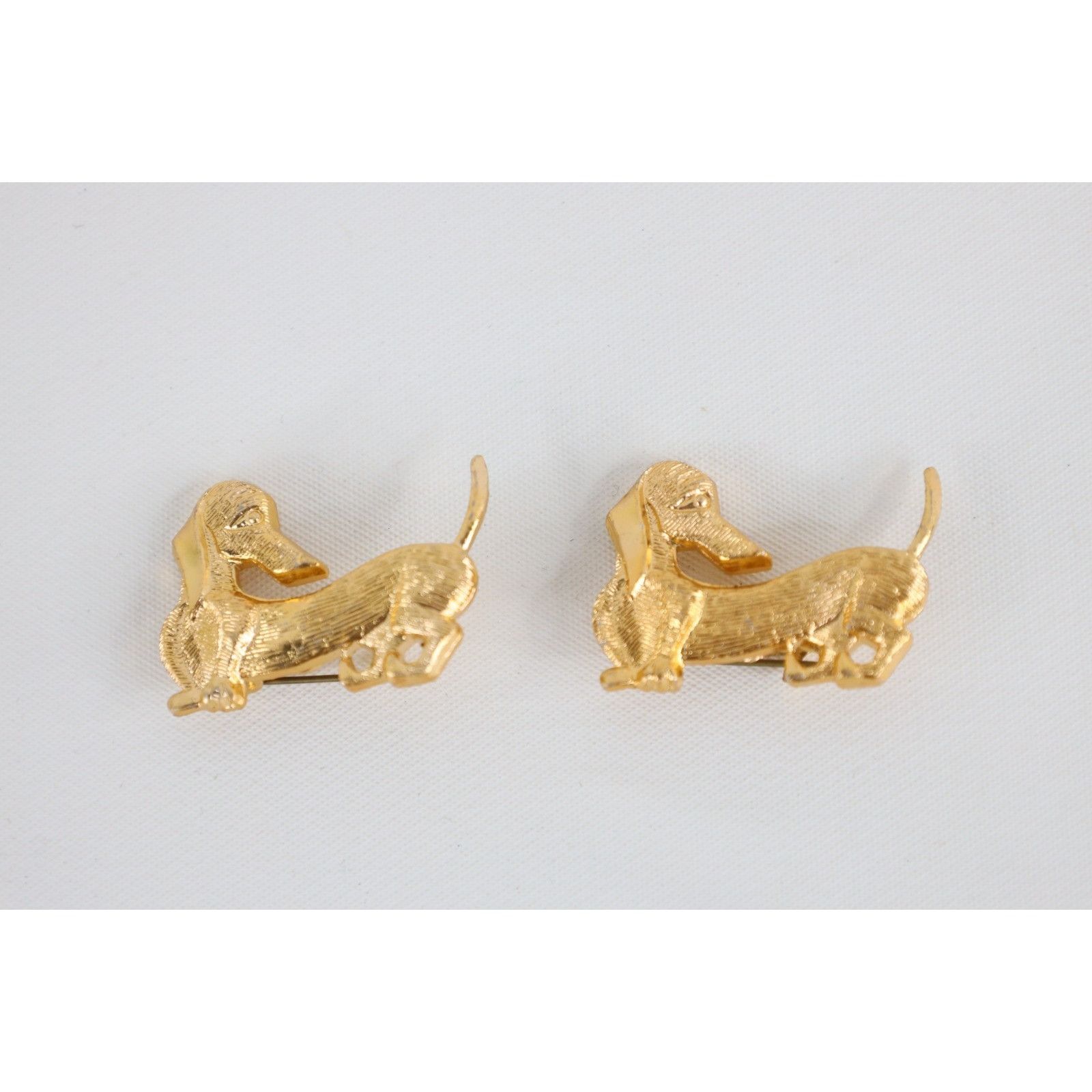 Vintage Vintage 60s 2 Gold Tone Dachshund Weiner Sausage Dog Pins Size ONE SIZE - 1 Thumbnail