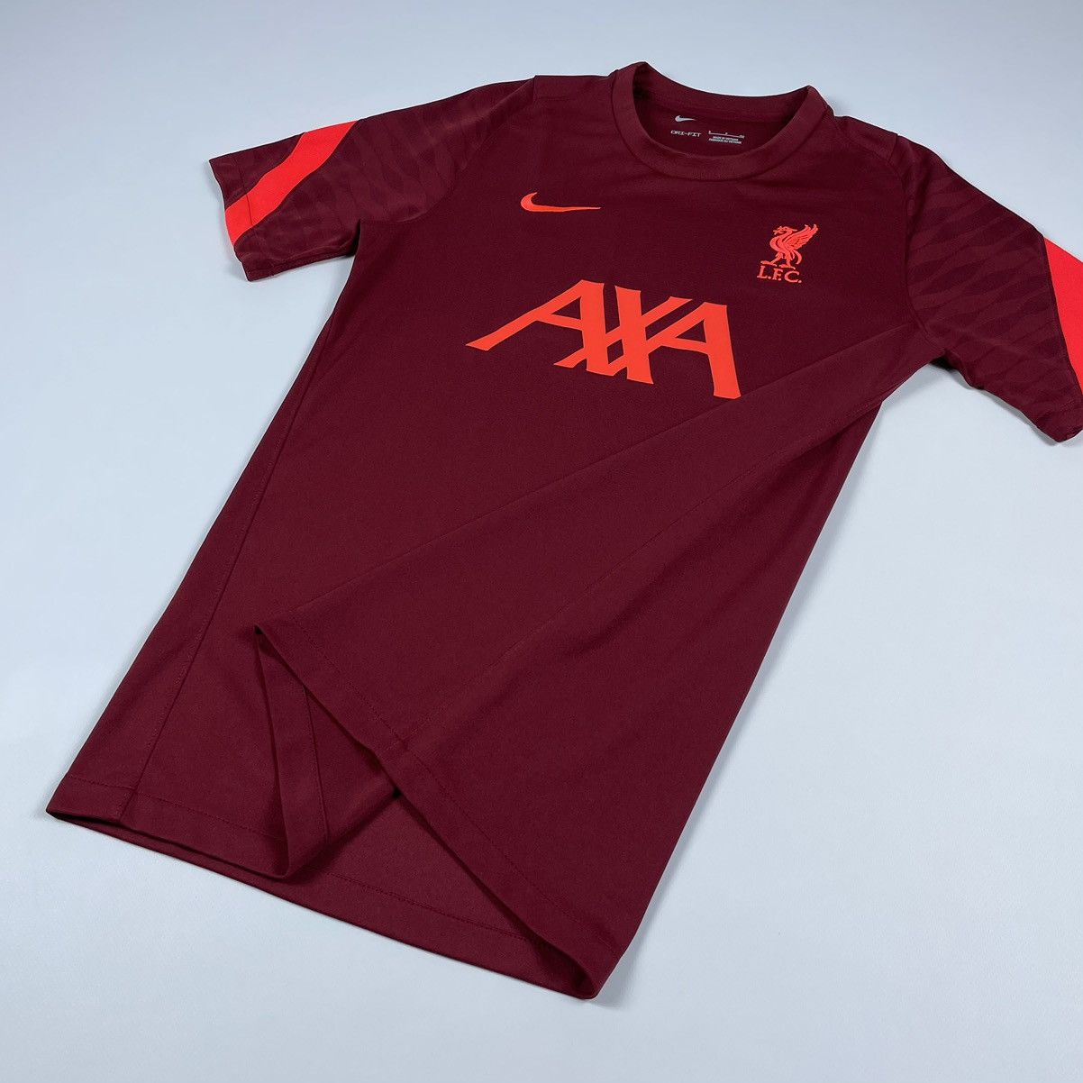 Nike Nike Liverpool FC Soccer Jersey Football T-shirt Size US S / EU 44-46 / 1 - 7 Thumbnail