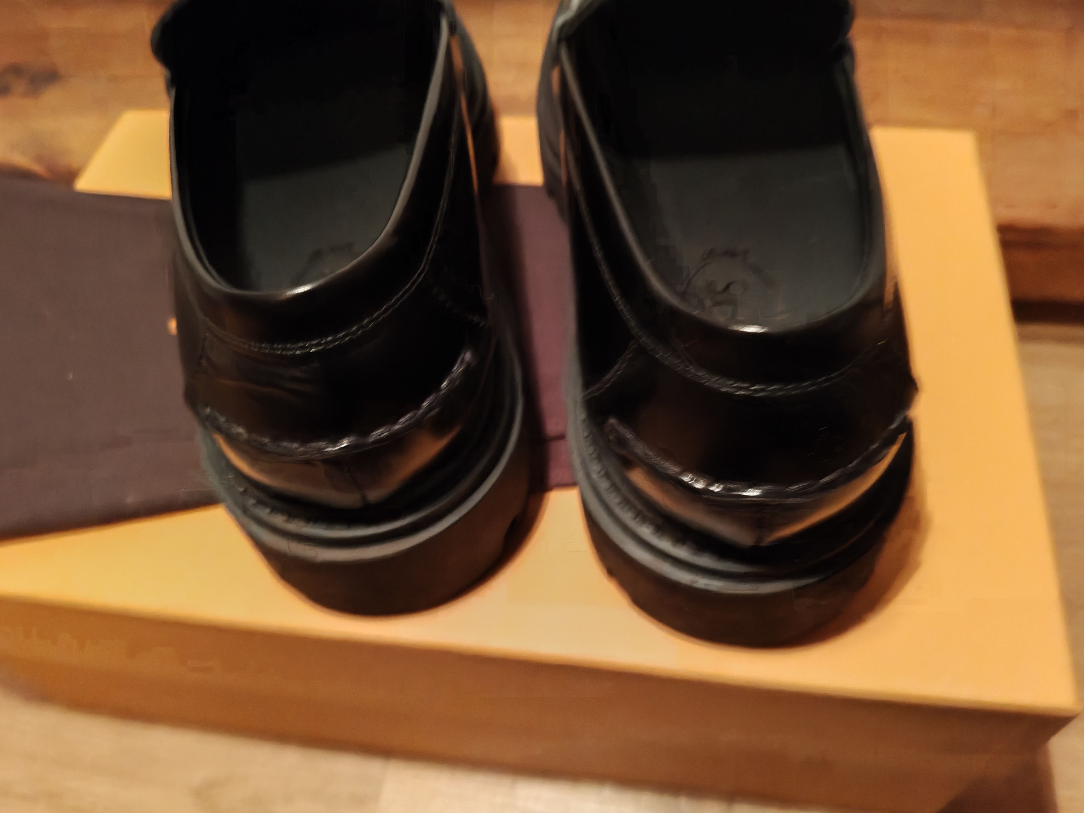 Tod's Tod's leather loafers on platform Embellished glossed-leathe Size US 9.5 / EU 42-43 - 7 Thumbnail
