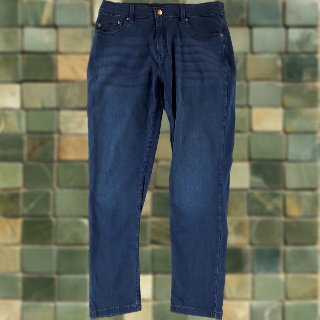Vintage **Mens Mugsy Blue Lake Shores Stretchy Jean 35** User: **Mens Mugsy Blue Lake Shores Stretchy Jean 35** Size US 35 - 1 Thumbnail