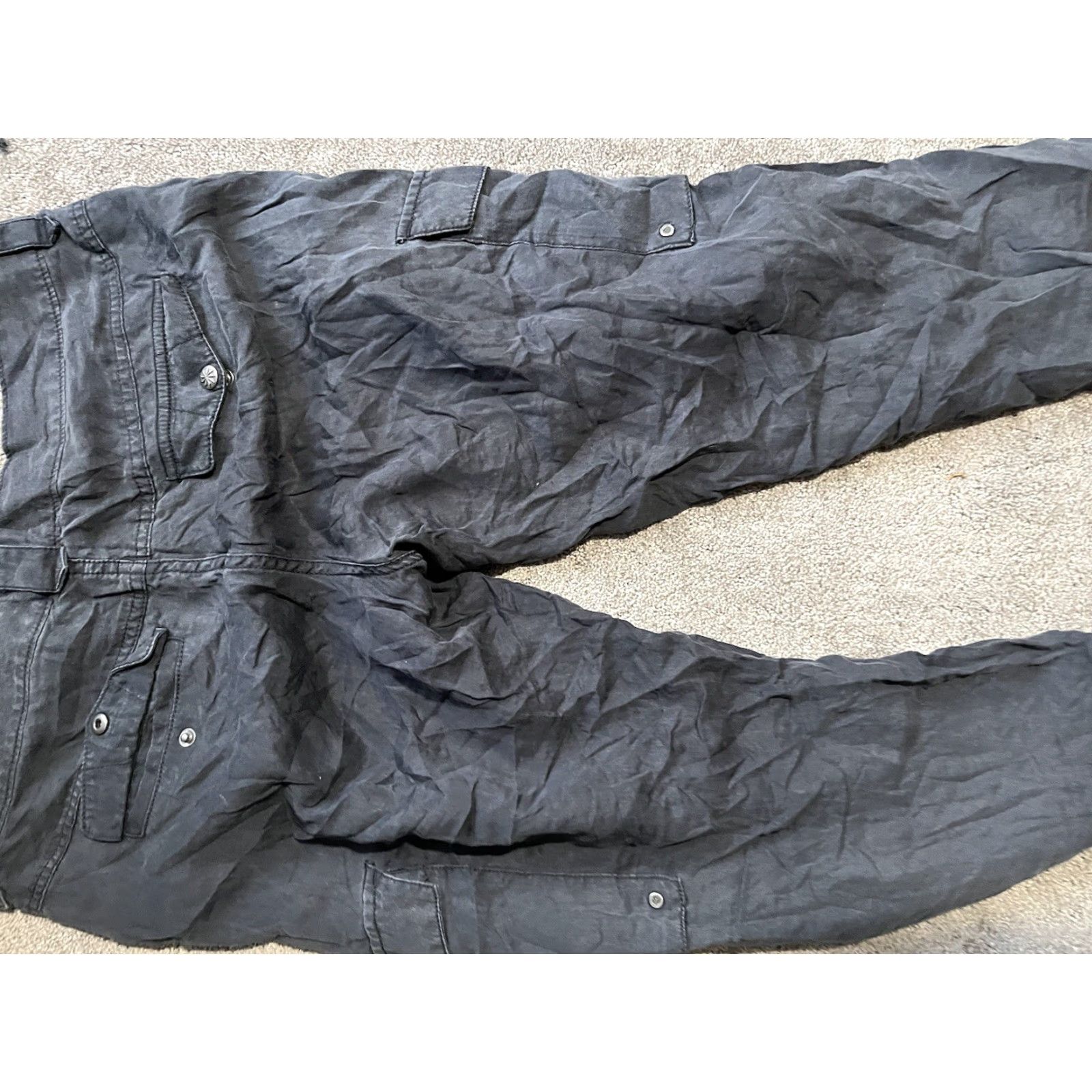 Athleta VINTAGE Athleta Cargo Pants Women's Size 2 Black Travel Clothing Size 26" / US 2 / IT 38 - 4 Thumbnail