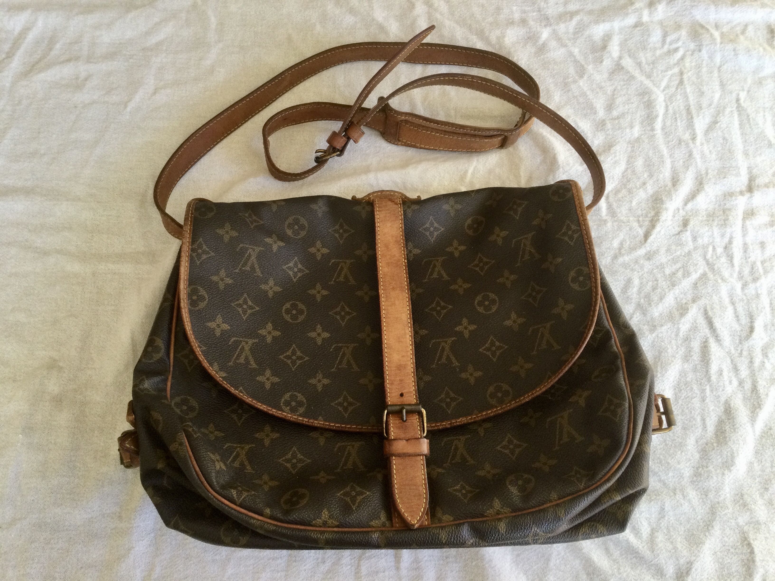 Louis Vuitton Vintage Louis Vuitton Saumur 35 Crossbody Shoulder Bag Size ONE SIZE - 2 Thumbnail