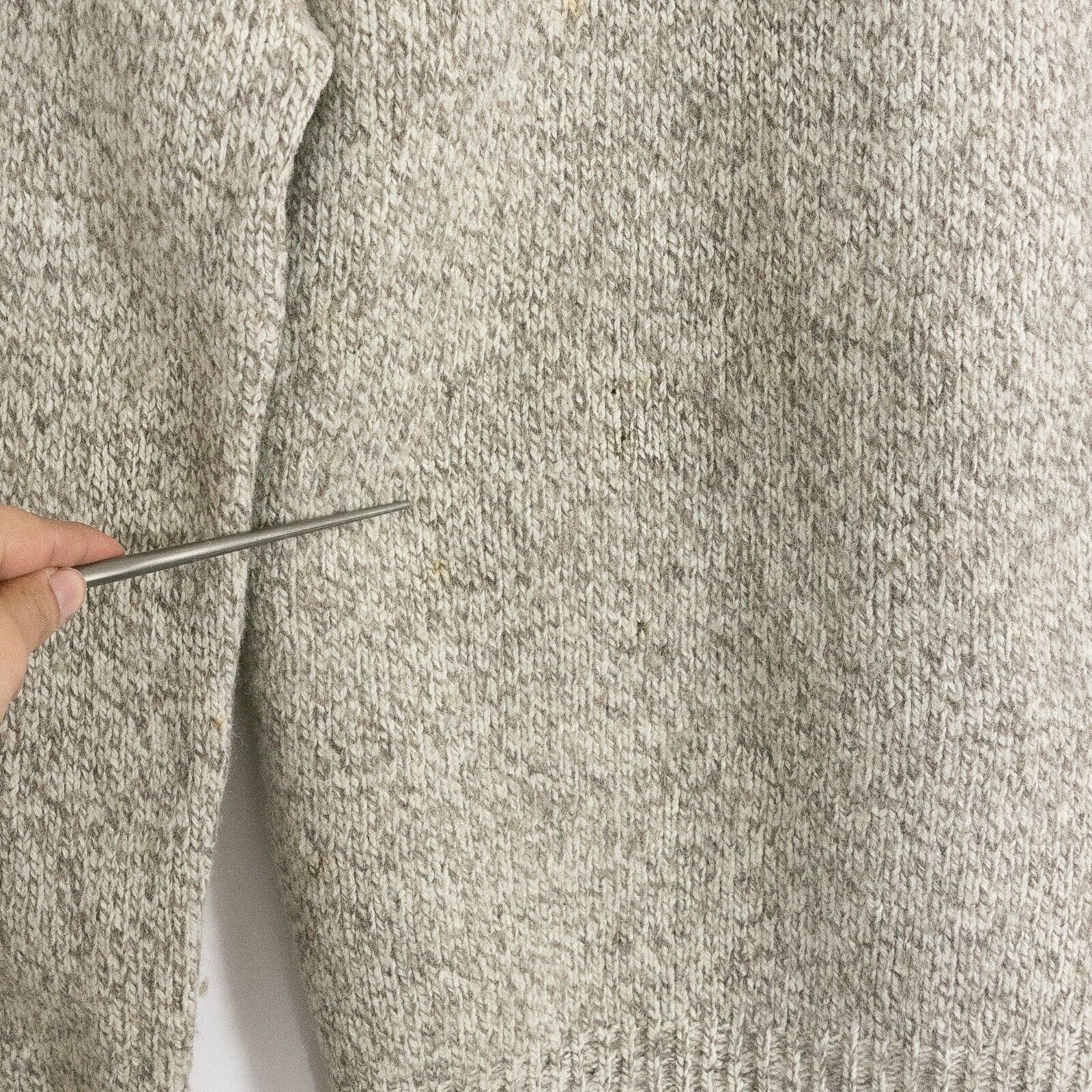 L.L. Bean × Vintage Vintage LL Bean Wool Sweater Mens Small Distressed Speckled Size US S / EU 44-46 / 1 - 9 Thumbnail