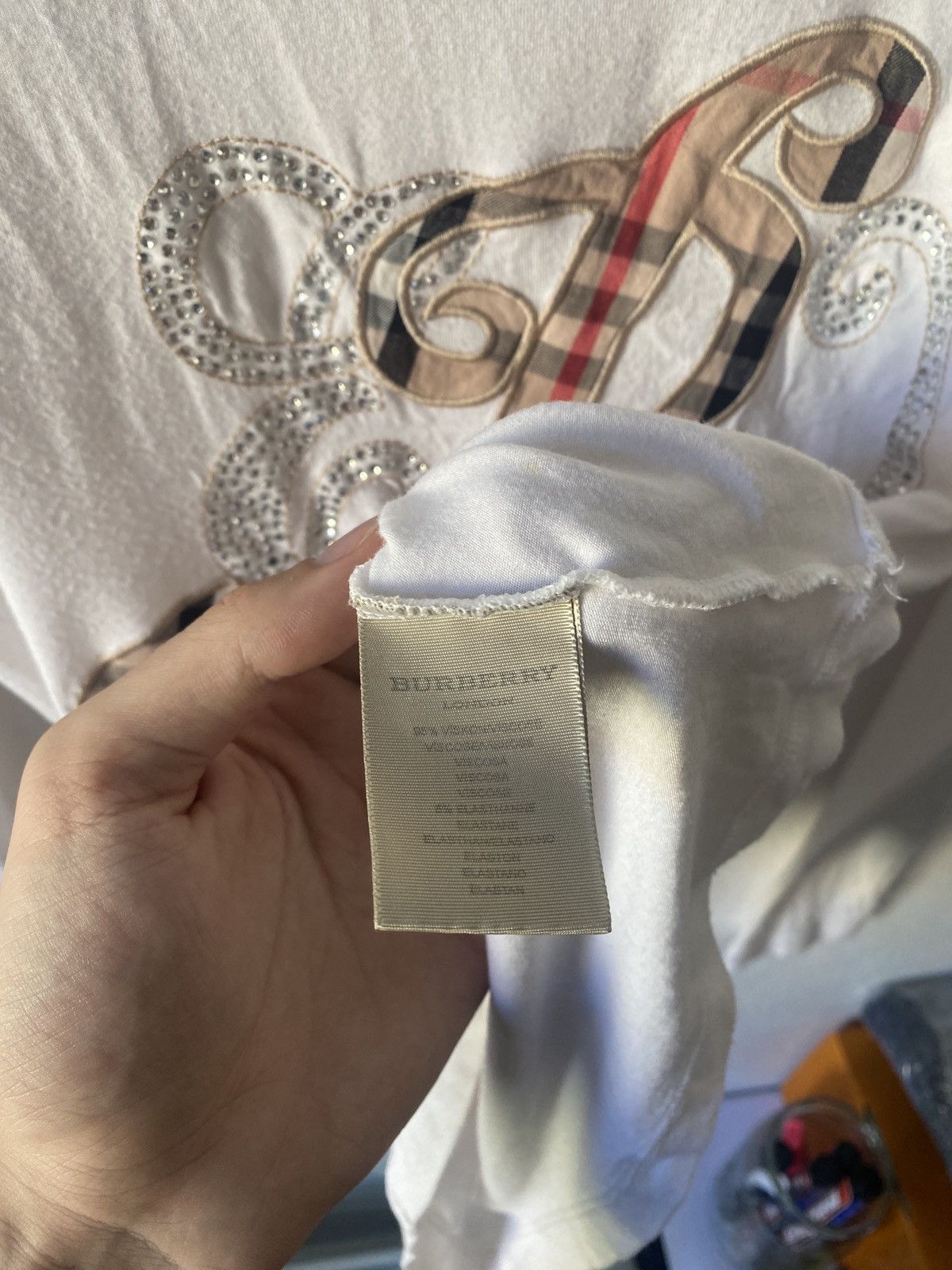 Burberry × Japanese Brand Woman’s Burberry V-Neck Big Logo Blouse Size L / US 10 / IT 46 - 9 Thumbnail