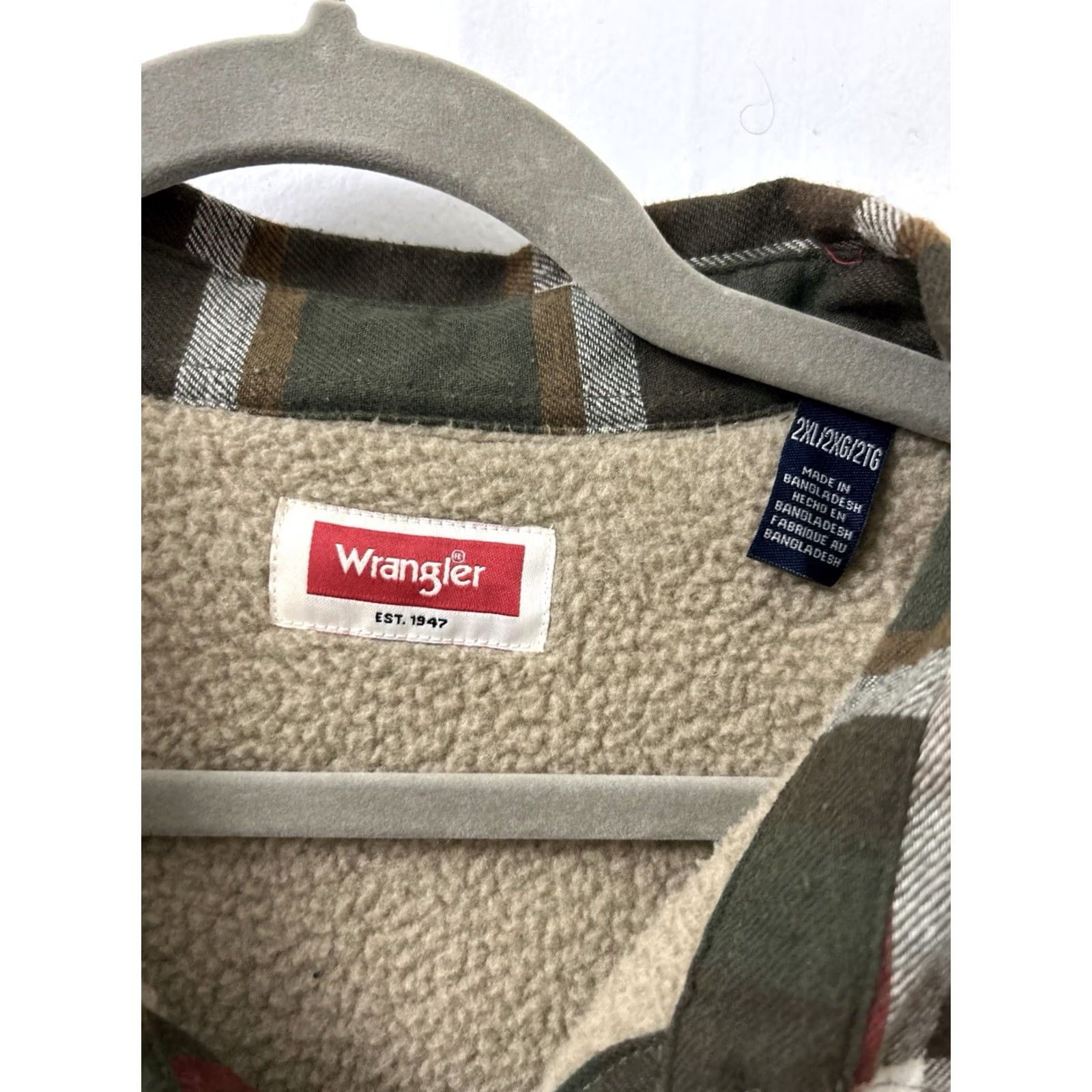 Wrangler VINTAGE Wrangler Shirt Jacket Mens 2XL Olive Green Sherpa Lined Flannel Plaid Shacket Size US XXL / EU 58 / 5 - 5 Thumbnail