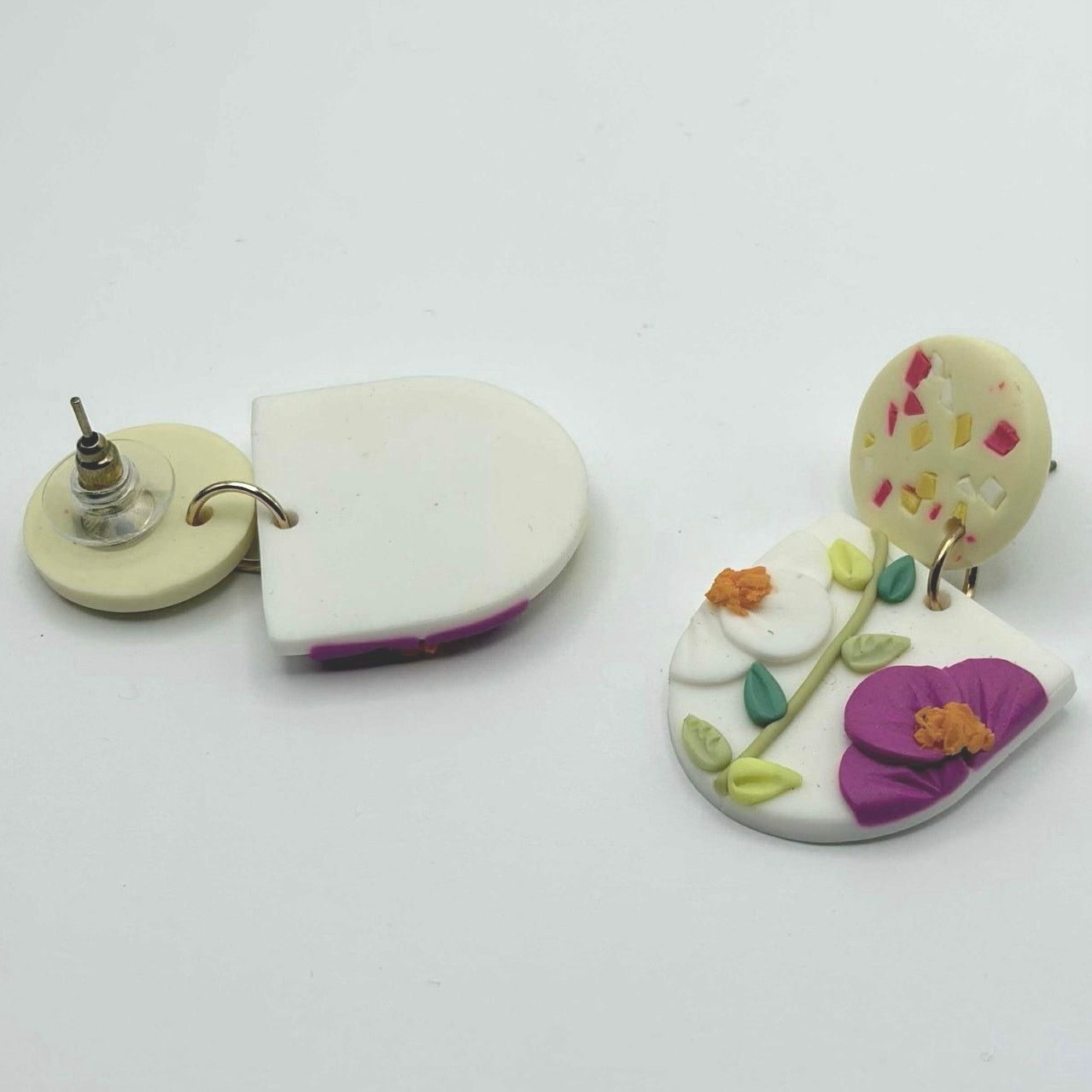 Other Purple & White Floral Earrings Size ONE SIZE - 3 Thumbnail