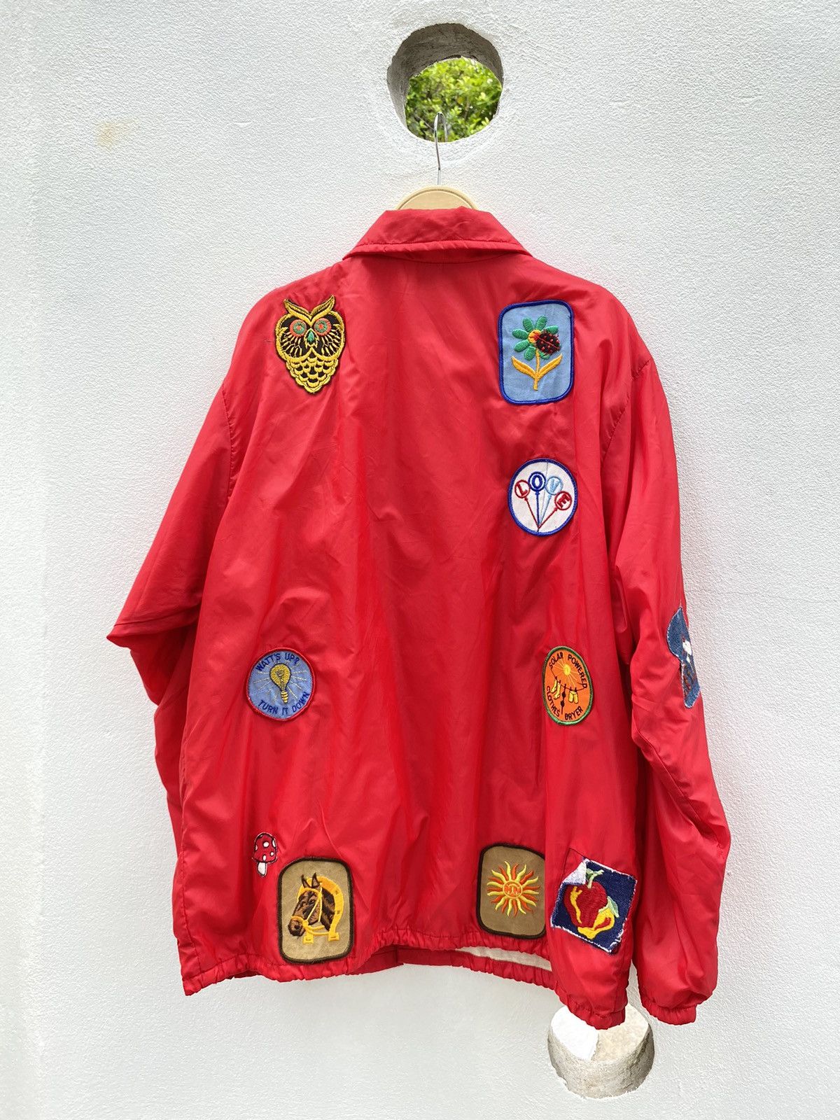 Vintage Vintage red nylon patch jacket Size US L / EU 52-54 / 3 - 10 Thumbnail