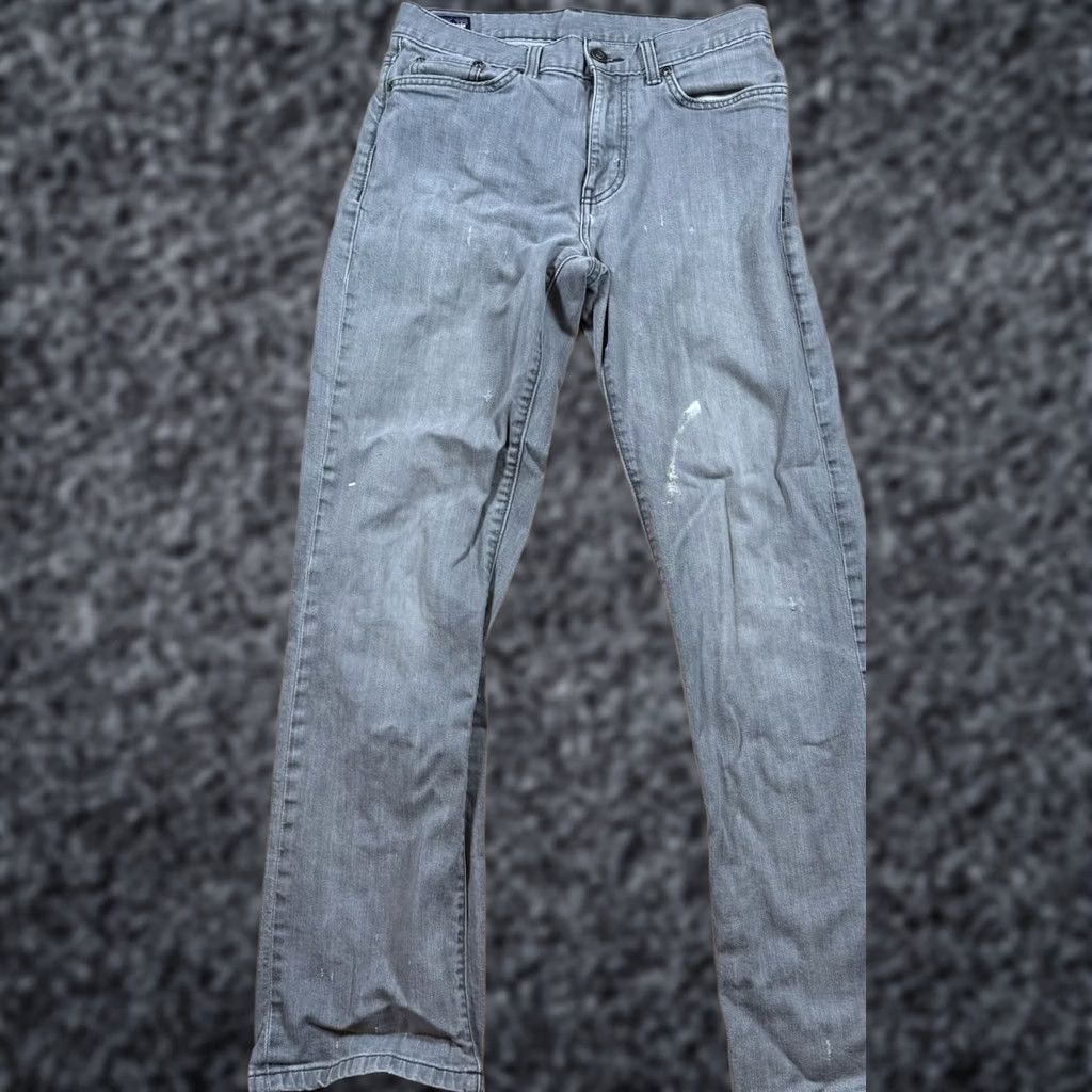 Patagonia VINTAGE Patagonia Jeans Grey Mens 30x30 Straight Distressed Inseam 30 Jeans Mens Straight Leg Distress Grey 30x30 Size US 30 / EU 46 - 1 Thumbnail