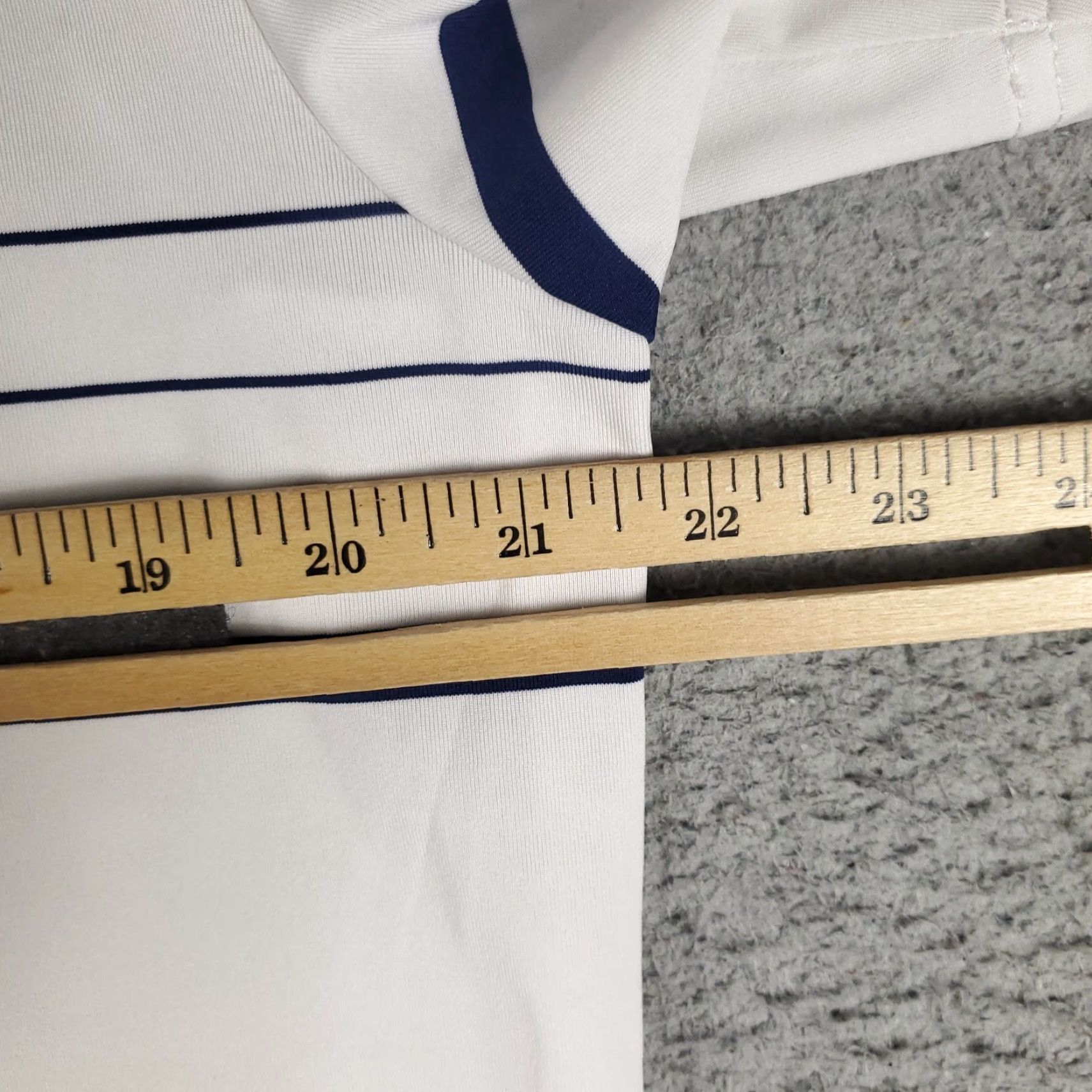 Callaway Callaway Polo Shirt Mens Size Medium White Striped Casual Golf Short Sleeve Shirt Polo Mens Size US M / EU 48-50 / 2 - 7 Thumbnail