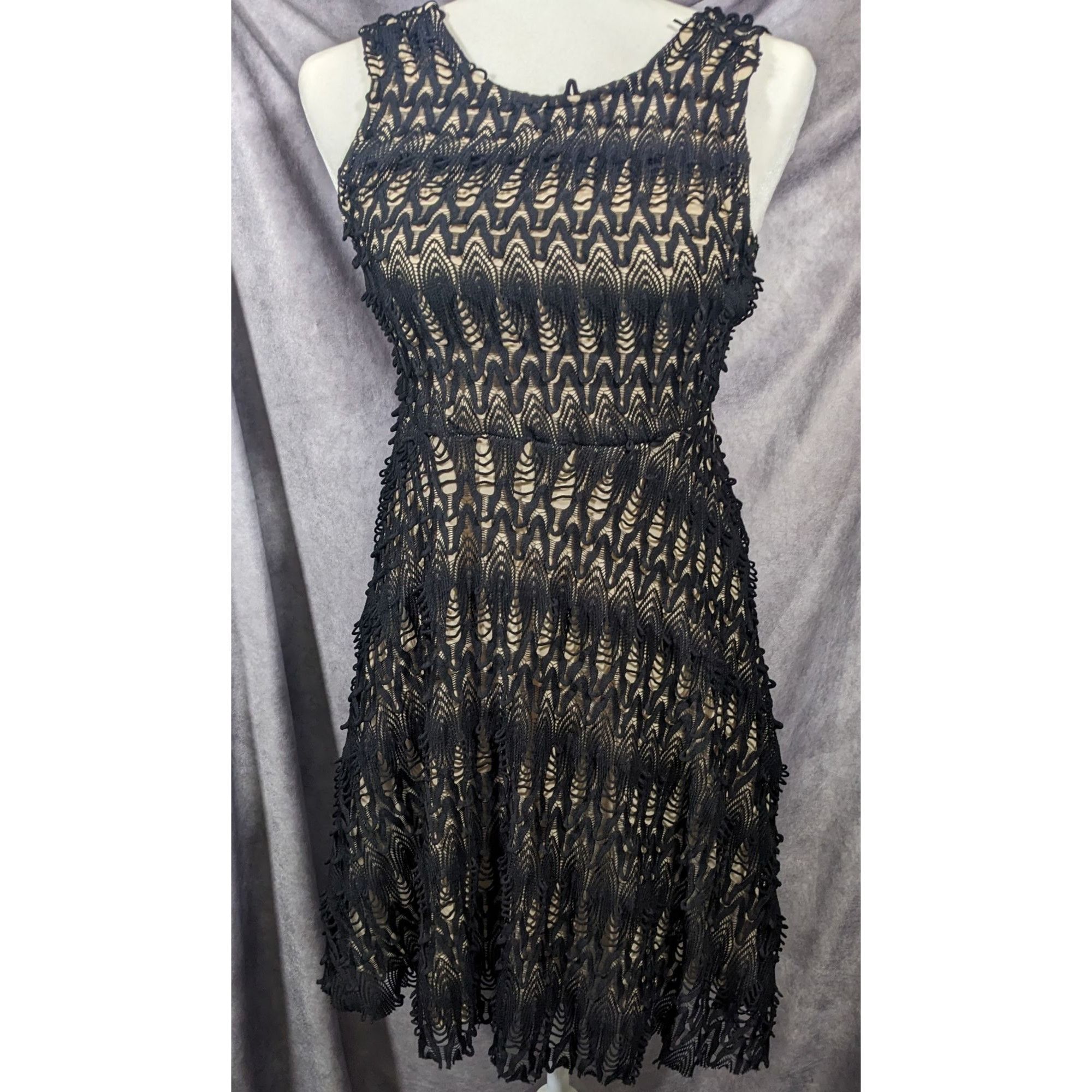 River Island Chelsea Girl River Island Black And Cream Lace Overlay Dress Size L / US 10 / IT 46 - 5 Thumbnail