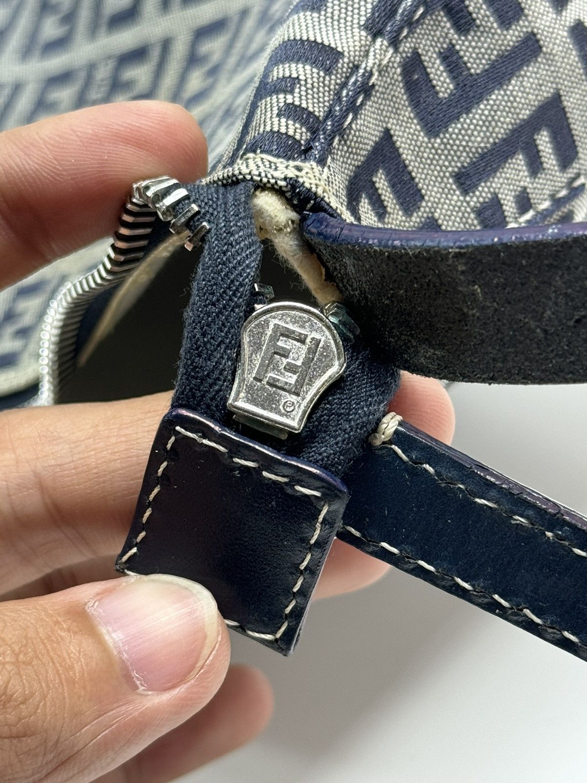 Fendi Fendi Baguette cloth handbag Size ONE SIZE - 9 Thumbnail