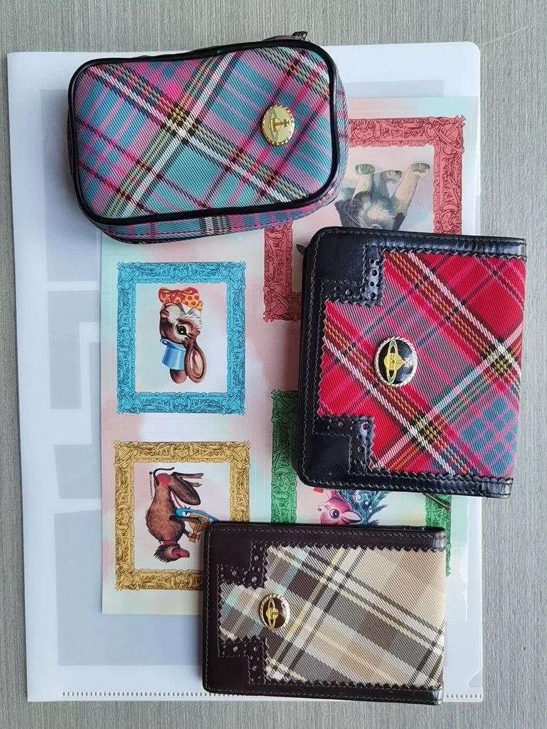 Vivienne Westwood Vivienne Westwood Plaid Wallet Size ONE SIZE - 1 Thumbnail