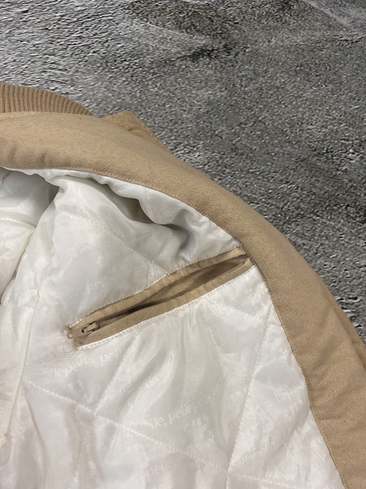 Marc Buchanan Pelle Pelle jacket big logo 90s beige bomber varsity Size US XL / EU 56 / 4 - 4 Thumbnail