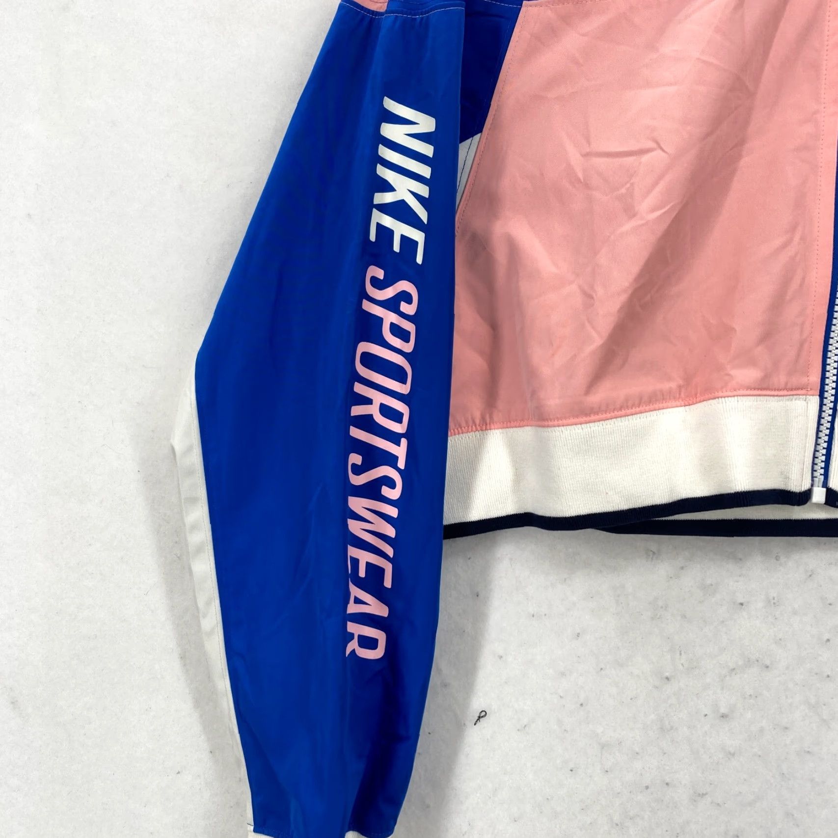 Nike Nike Women's Cropped Full Zip Jacket Medium Color Block Pink Swoosh Preppy 90s Womens Style Basic Jacket Modern Casual Size M / US 6-8 / IT 42-44 - 3 Thumbnail