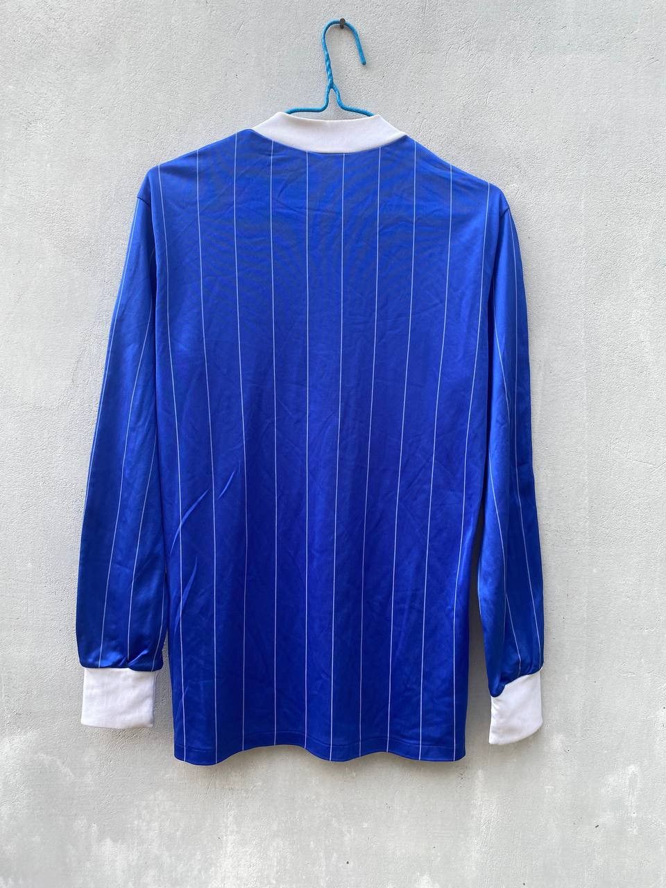 Adidas Rare Adidas Vintage Long Sleeve Soccer Jersey Streetwear Size US M / EU 48-50 / 2 - 4 Thumbnail