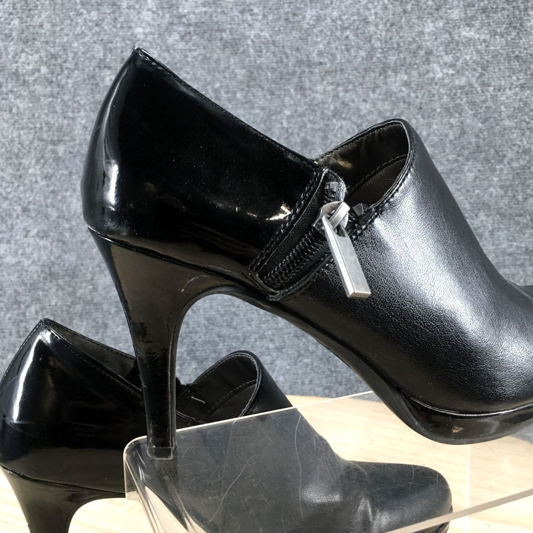 Vintage LifeStride Heels Womens 6.5 Velocity Pumps Stiletto Black Leather Zip Up Casual Size US 7 / IT 37 - 7 Thumbnail
