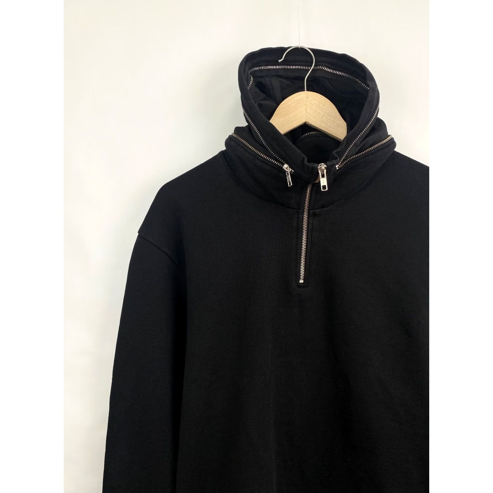 Alexander McQueen Alexander McQueen Hoodie Zipped Collar Black Y2K Retro Rare Size S Mens Size US S / EU 44-46 / 1 - 3 Thumbnail