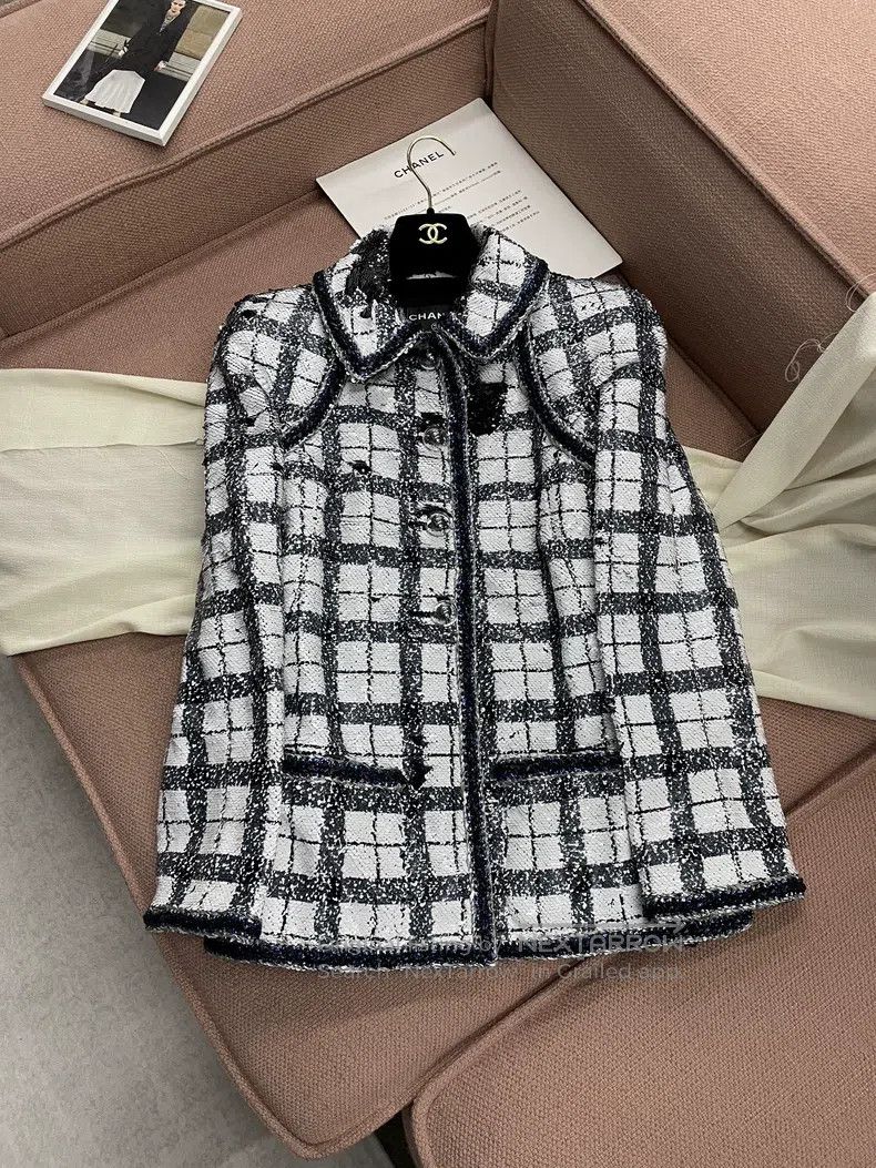 Chanel Chanel Ground Control Centre Series Black and White Sequin Size XS / US 0-2 / IT 36-38 - 1 Thumbnail