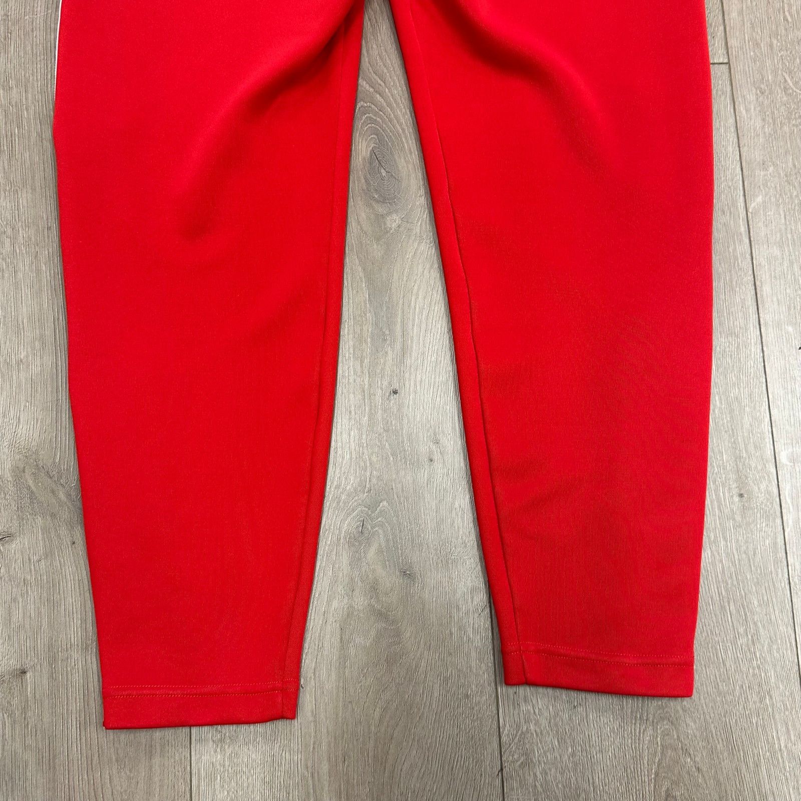 Nike Nike NSW TAPED POLY PANTS Joggers Sweats size Small S B24 Size US 30 / EU 46 - 8 Thumbnail
