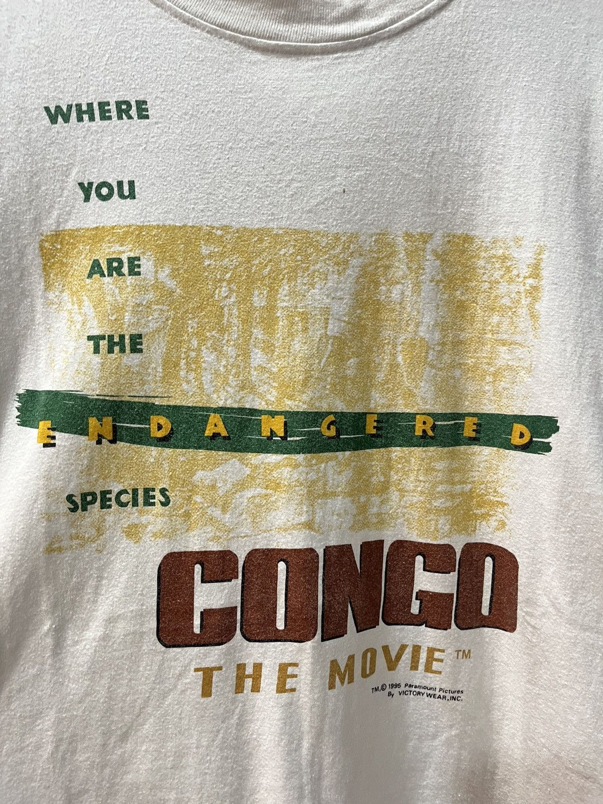 Vintage Congo The Movie Where You Are The Endangered Species Tee 90s Size US L / EU 52-54 / 3 - 3 Thumbnail