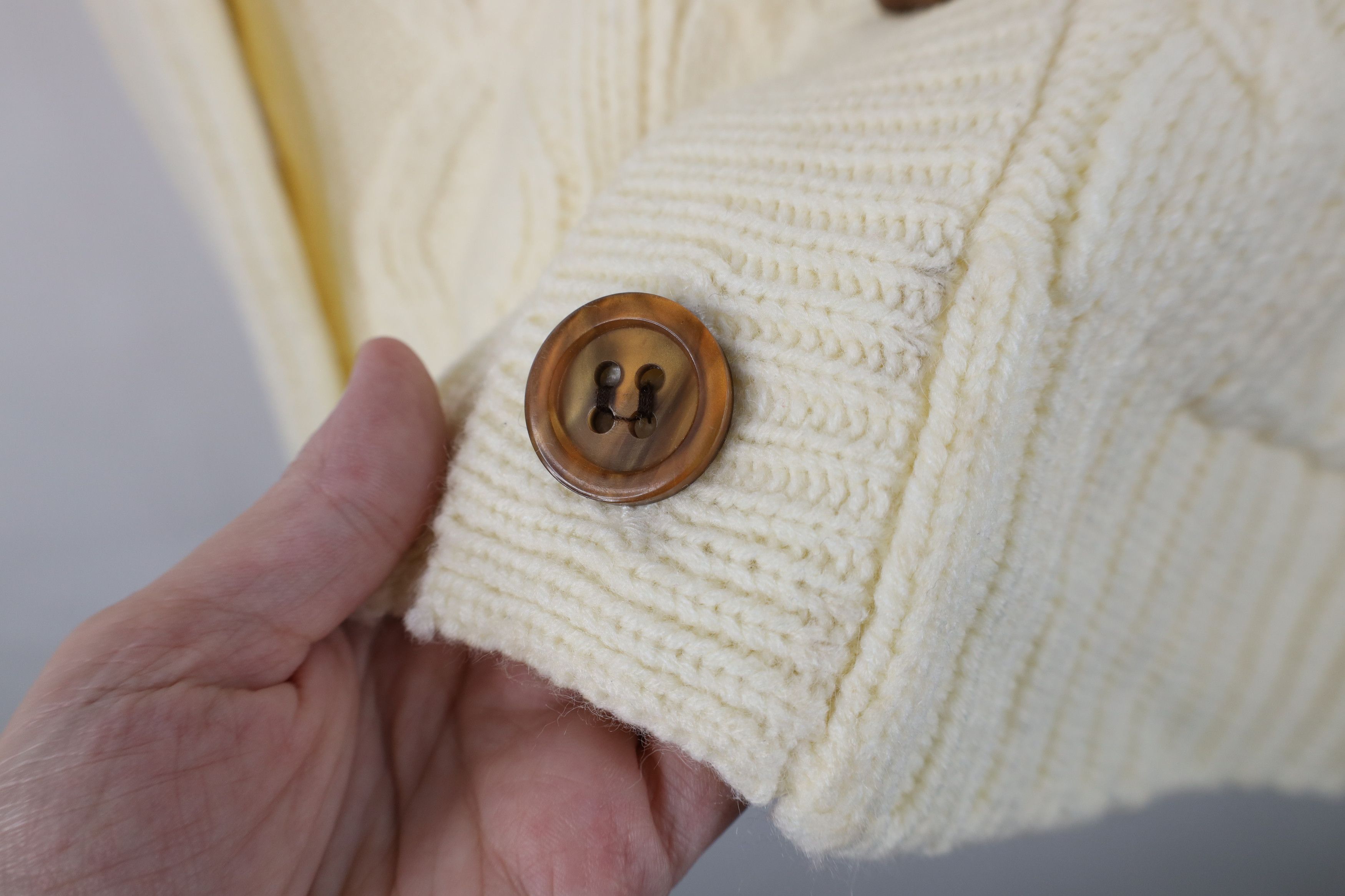 Vintage Vintage 70s Streetwear Cable Knit Shawl Cardigan Sweater Size US L / EU 52-54 / 3 - 5 Thumbnail