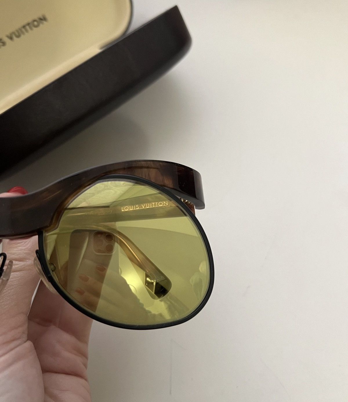 Louis Vuitton LOUIS VUITTON 2015 Natalia Alien Sunglasses Runway LV logo Size ONE SIZE - 6 Thumbnail