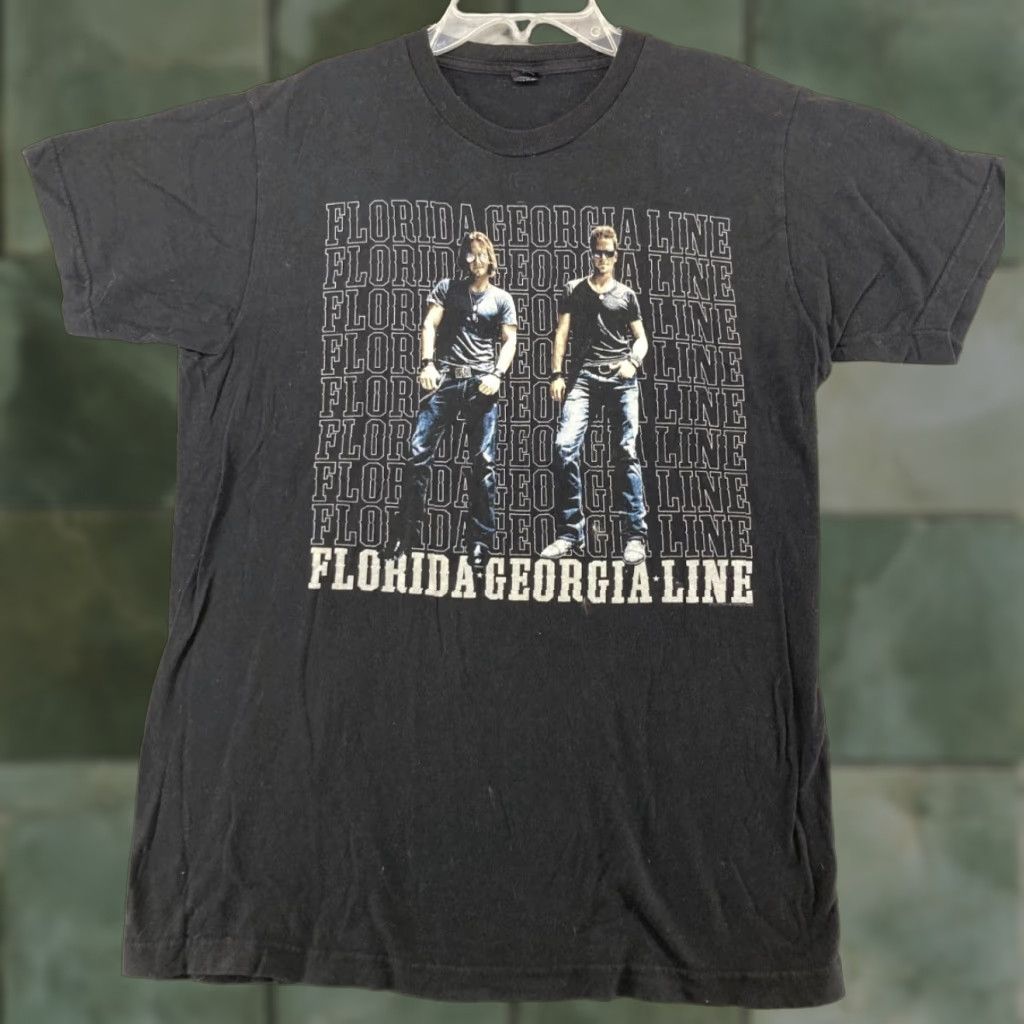 Tultex Florida Georgia Line Concert Tour TShirt M - Black Cotton Tultex Unisex Adults Short Sleeve Crew Neck Vintage? No Size US M / EU 48-50 / 2 - 1 Thumbnail