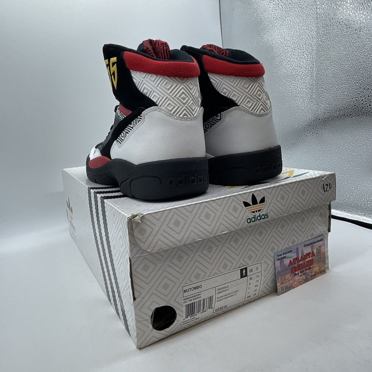 Adidas Mutombo white black red Size US 12 / EU 45 - 4 Thumbnail