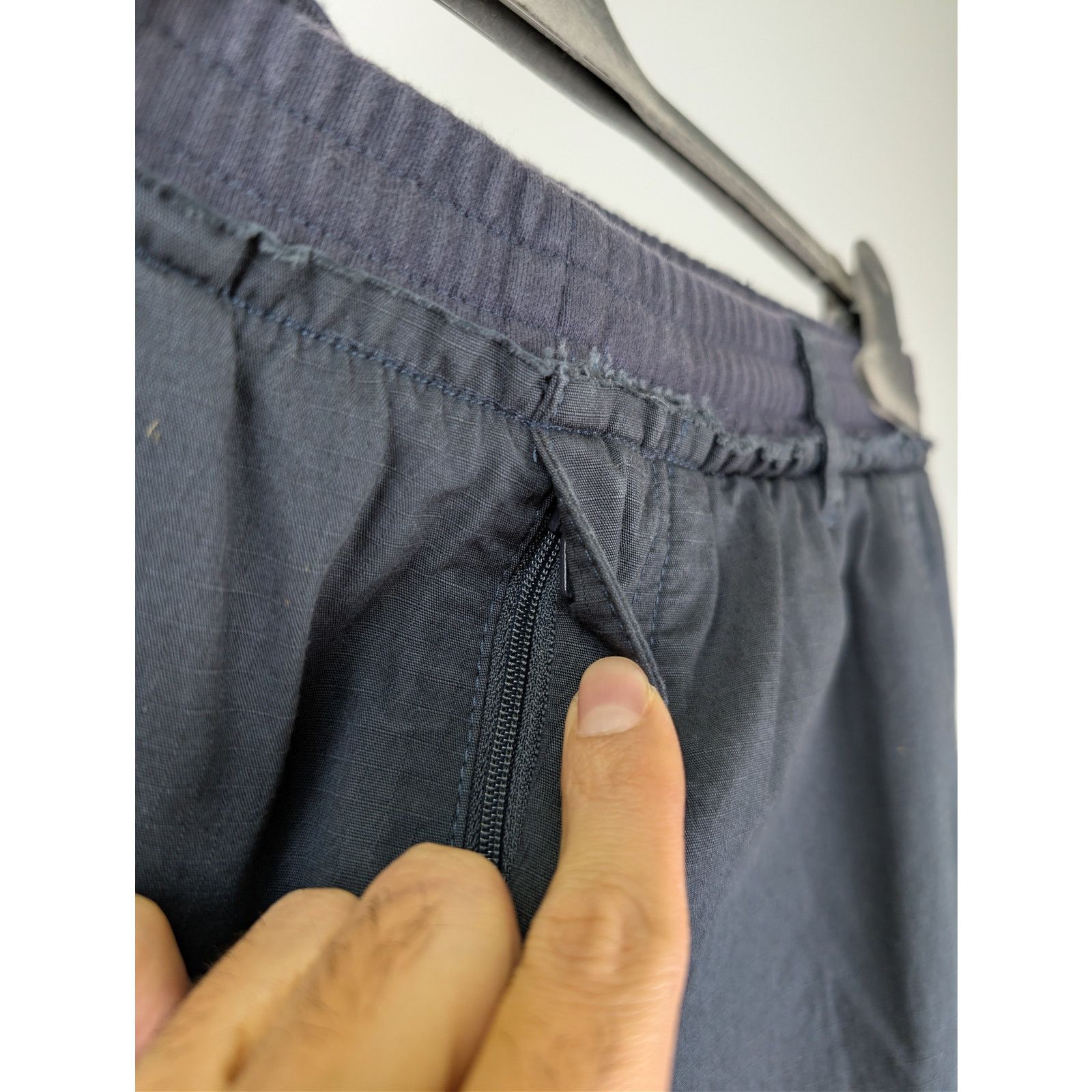 Balenciaga o1rshd1 Patched Hybrid Cargo Trackpants in dark navy Size US 30 / EU 46 - 6 Thumbnail