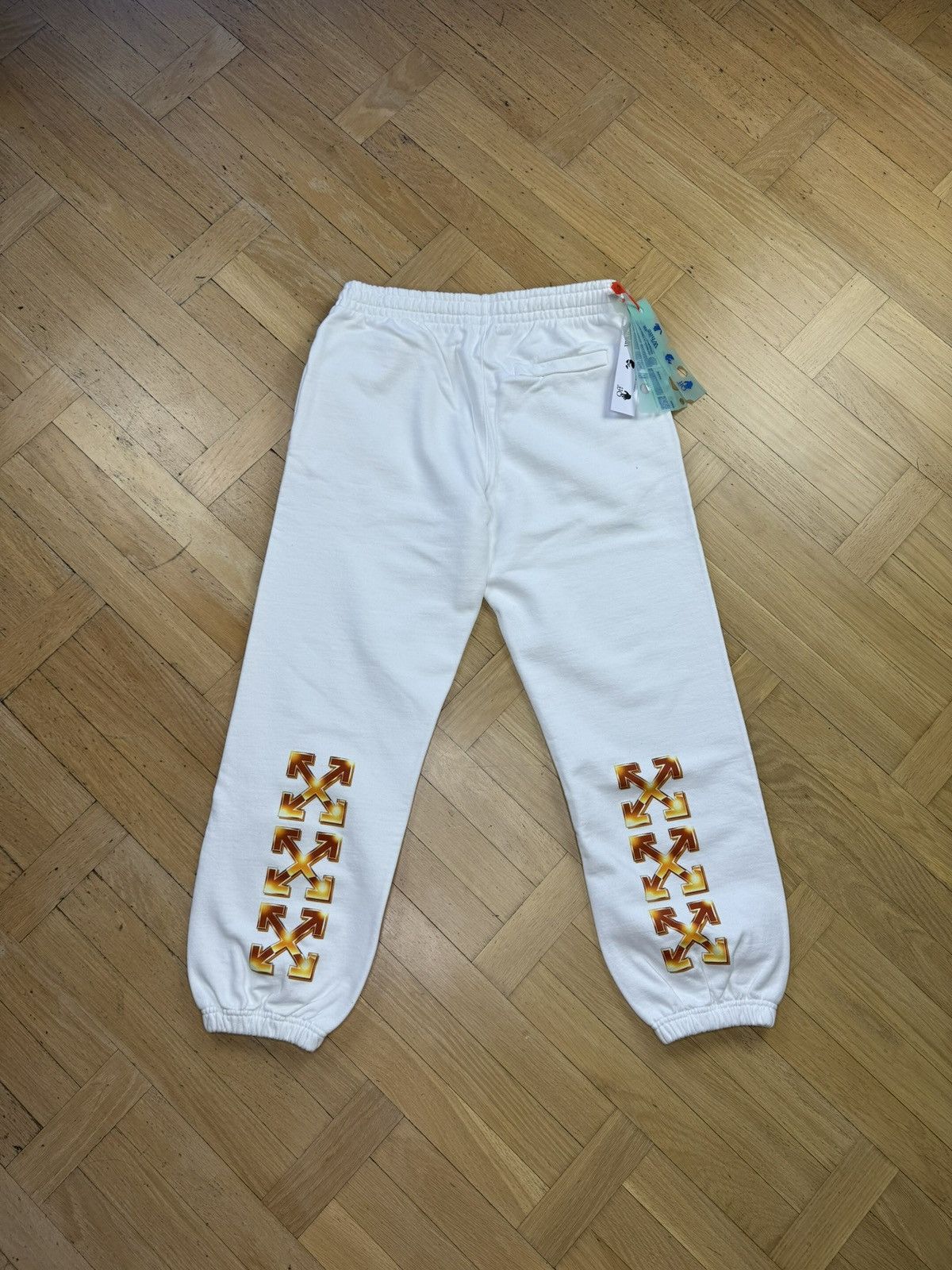 Off-White OFF-WHITE ORANGE METAL ARROWS WHITE SWEATPANTS Size US 34 / EU 50 - 1 Thumbnail