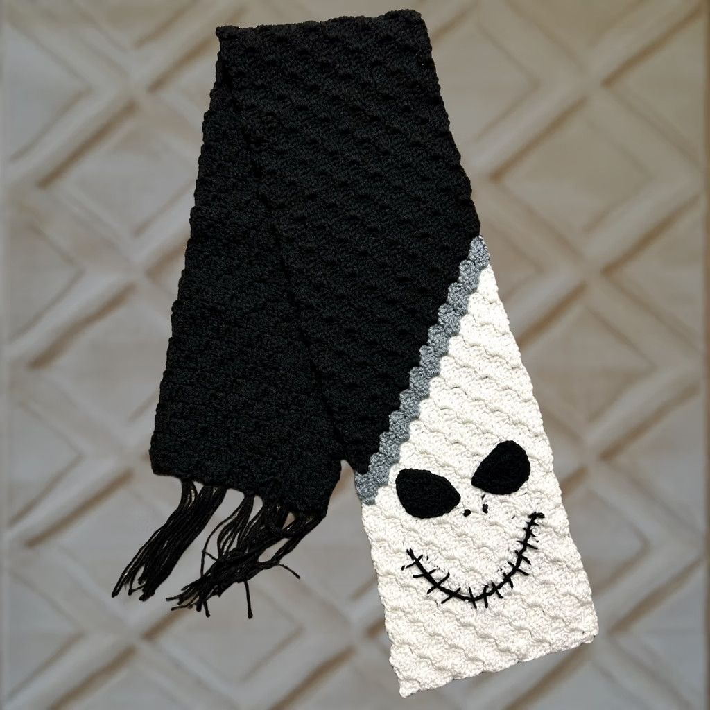 Vintage VINTAGE The Nightmare Before Christmas Scarf Fringe Crocheted Jack Skellington Handmade Size ONE SIZE - 1 Thumbnail