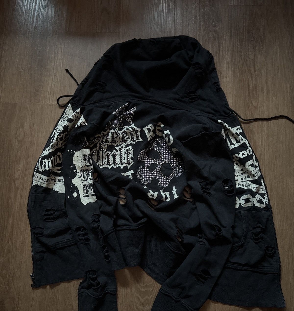 Japanese Brand 2000’s Japanese brand distressed zip up hoodie Size US S / EU 44-46 / 1 - 3 Thumbnail