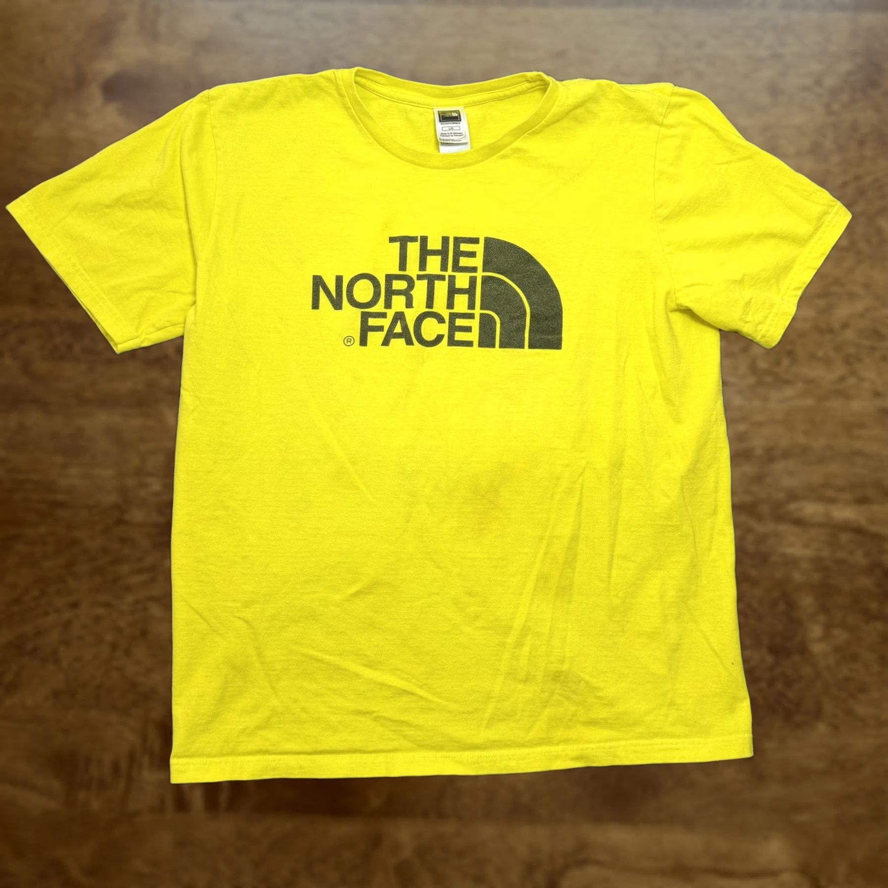 The North Face The North Face Shirt Mens L Yellow Short Sleeve Logo Graphic Tee T-Shirt Size US L / EU 52-54 / 3 - 1 Thumbnail