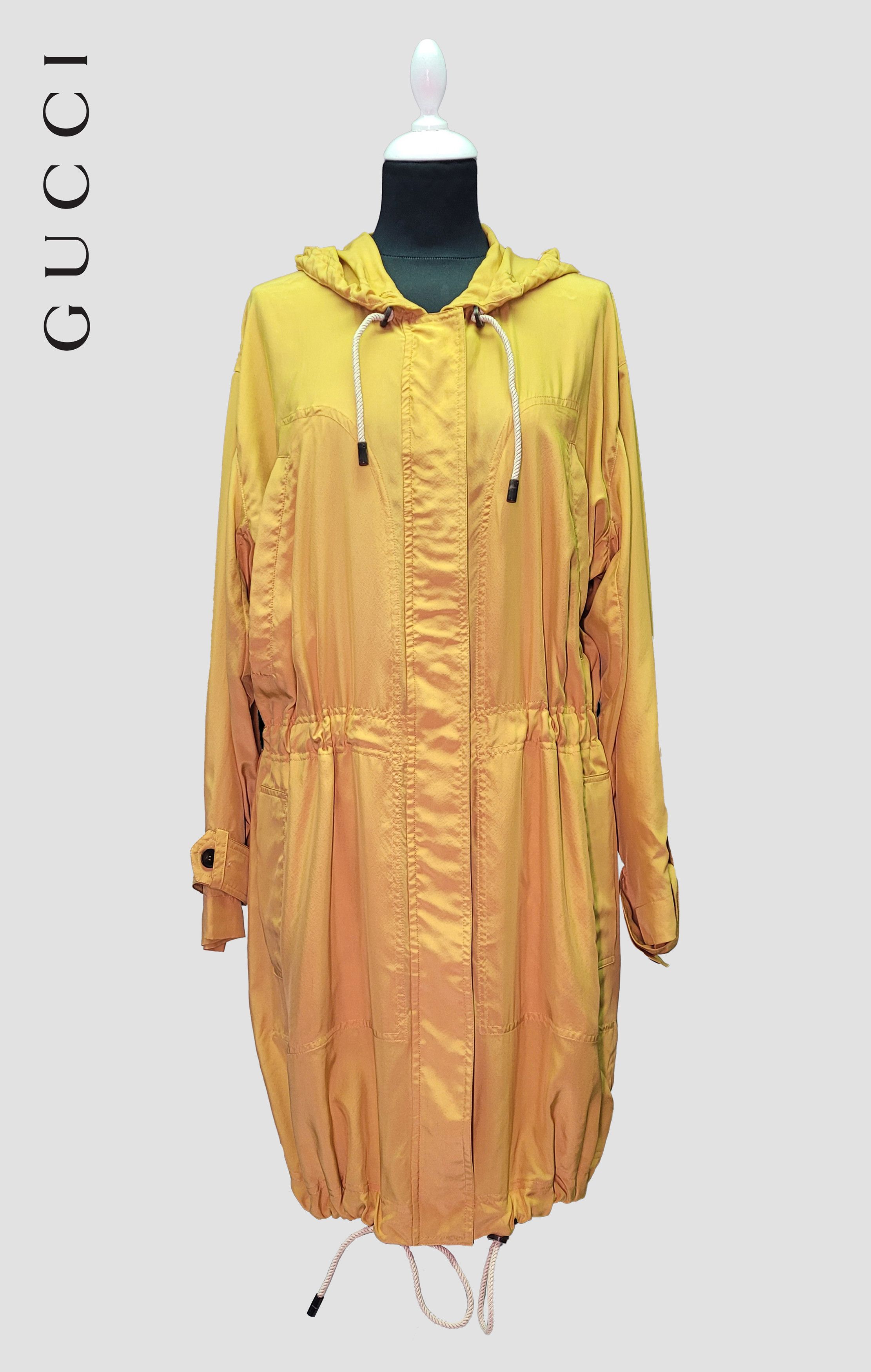 Gucci GUCCI _ ITALY _ RESORT 2014 _ UNLINED _ HOODED SILK PARKA Size L / US 10 / IT 46 - 1 Thumbnail