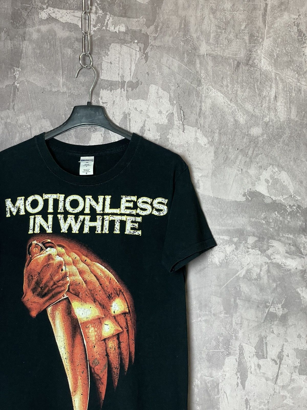 Band Tees × Vintage Vintage Motionless in white band rock tee Size US S / EU 44-46 / 1 - 3 Thumbnail