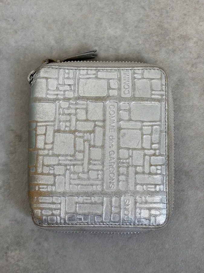Comme des Garcons 2000s Comme des Garçons Geometric Shapes Silver Wallet Size ONE SIZE - 2 Thumbnail