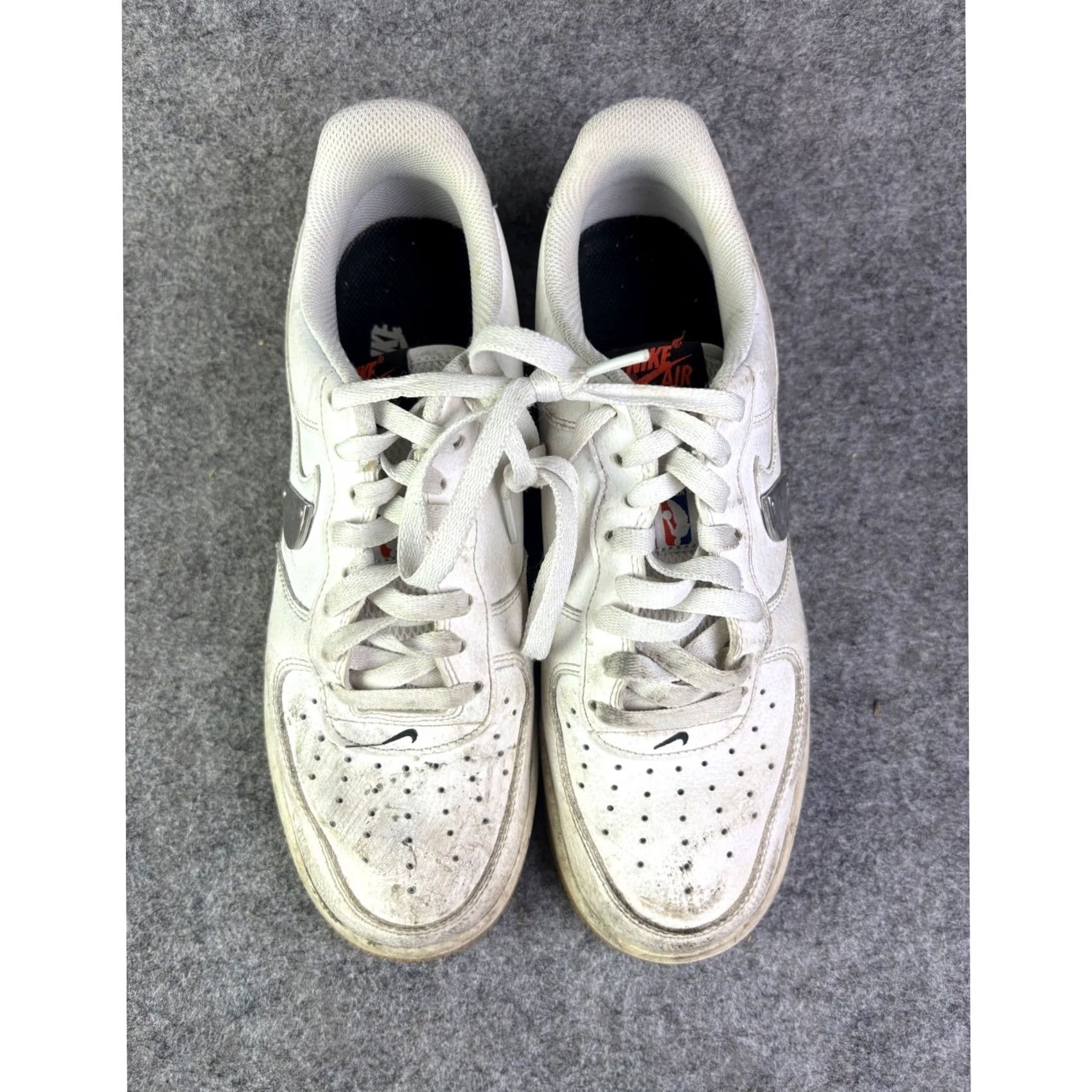 Nike Nike Air Force 1 07 LV8 NBA Mens 8.5 White Red Black Gum CT2298-101 Size US 8 / EU 41 - 3 Thumbnail