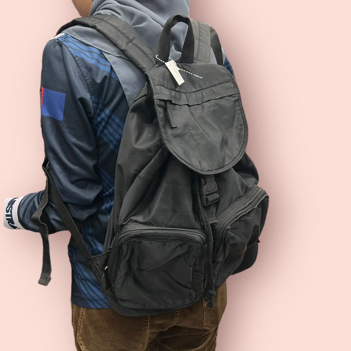 Japanese Brand × Jun Takahashi × Uniqlo VINTAGE UNIQLO JUN TAKAHASHI NYLON TANKER DAYPACK RUCKSACK Size ONE SIZE - 12 Thumbnail