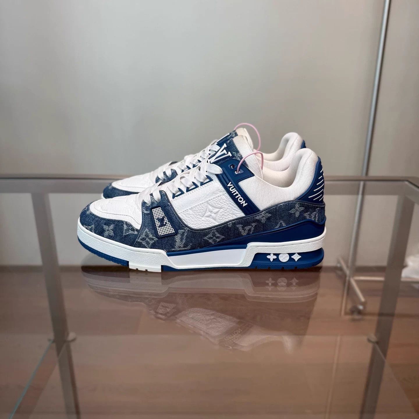 Louis Vuitton LV 24 Trainer white blue denim UK7 41 99 Size US 7.5 / EU 40-41 - 5 Thumbnail