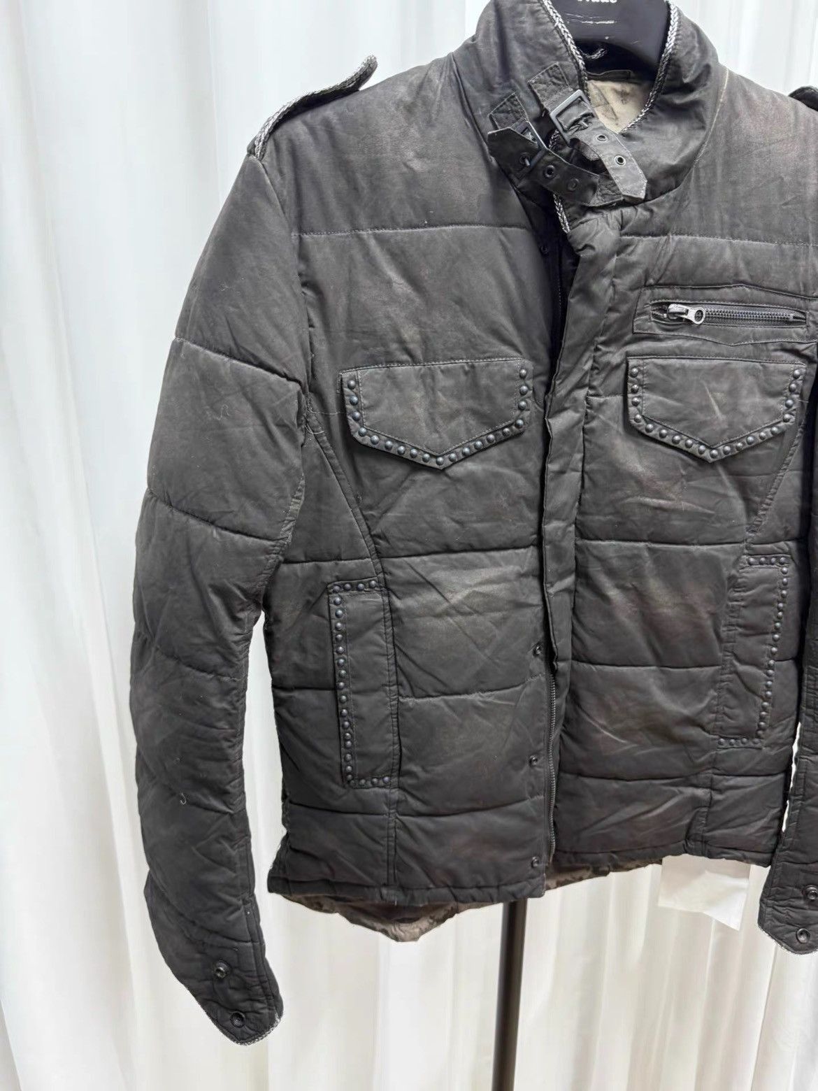 Dolce & Gabbana Dolce & Gabbana Dolce & Gabbana rivet Puffer Jacket-2506 Size US L / EU 52-54 / 3 - 3 Thumbnail