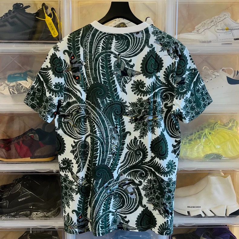 Givenchy Givenchy Limited Edition Men's Printed Short Sleeve T-Shir Size US M / EU 48-50 / 2 - 4 Thumbnail
