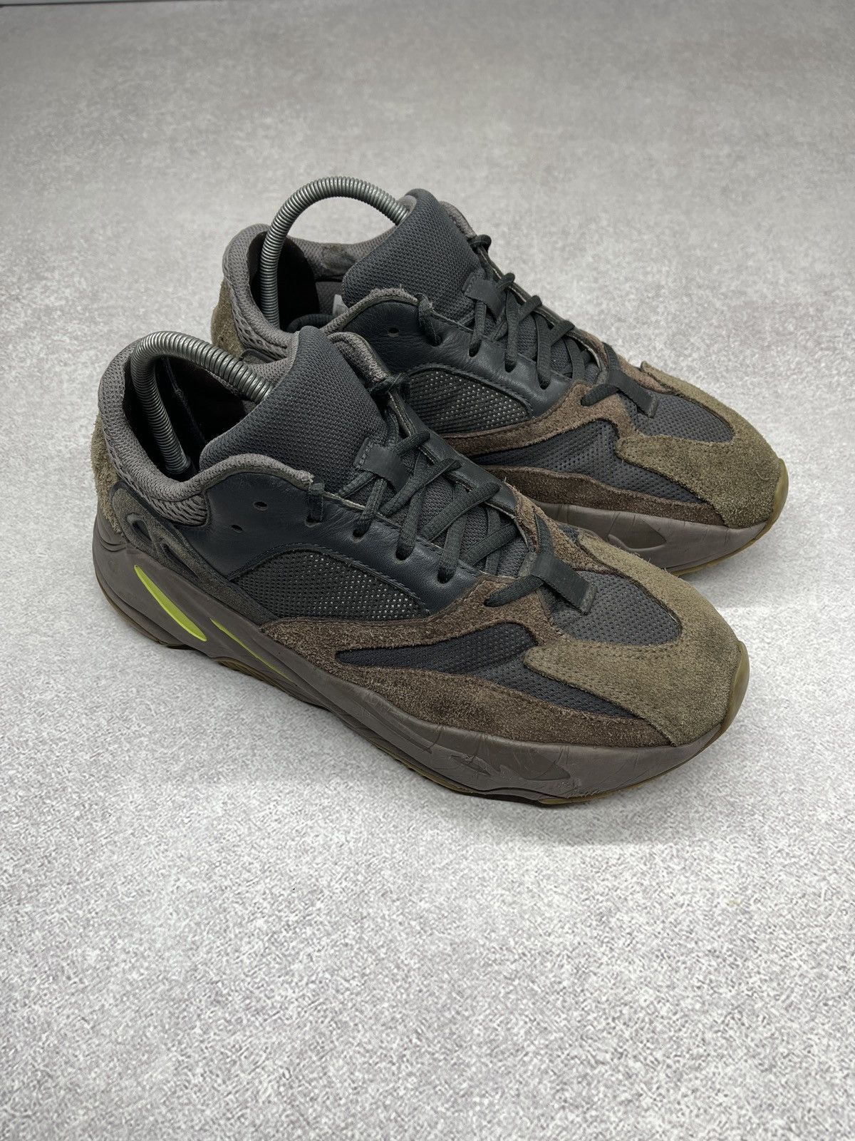 Yeezy Mens Adidas Yeezy Boost 700 Mauve EE9614 Size US 8.5 / EU 41-42 - 2 Thumbnail
