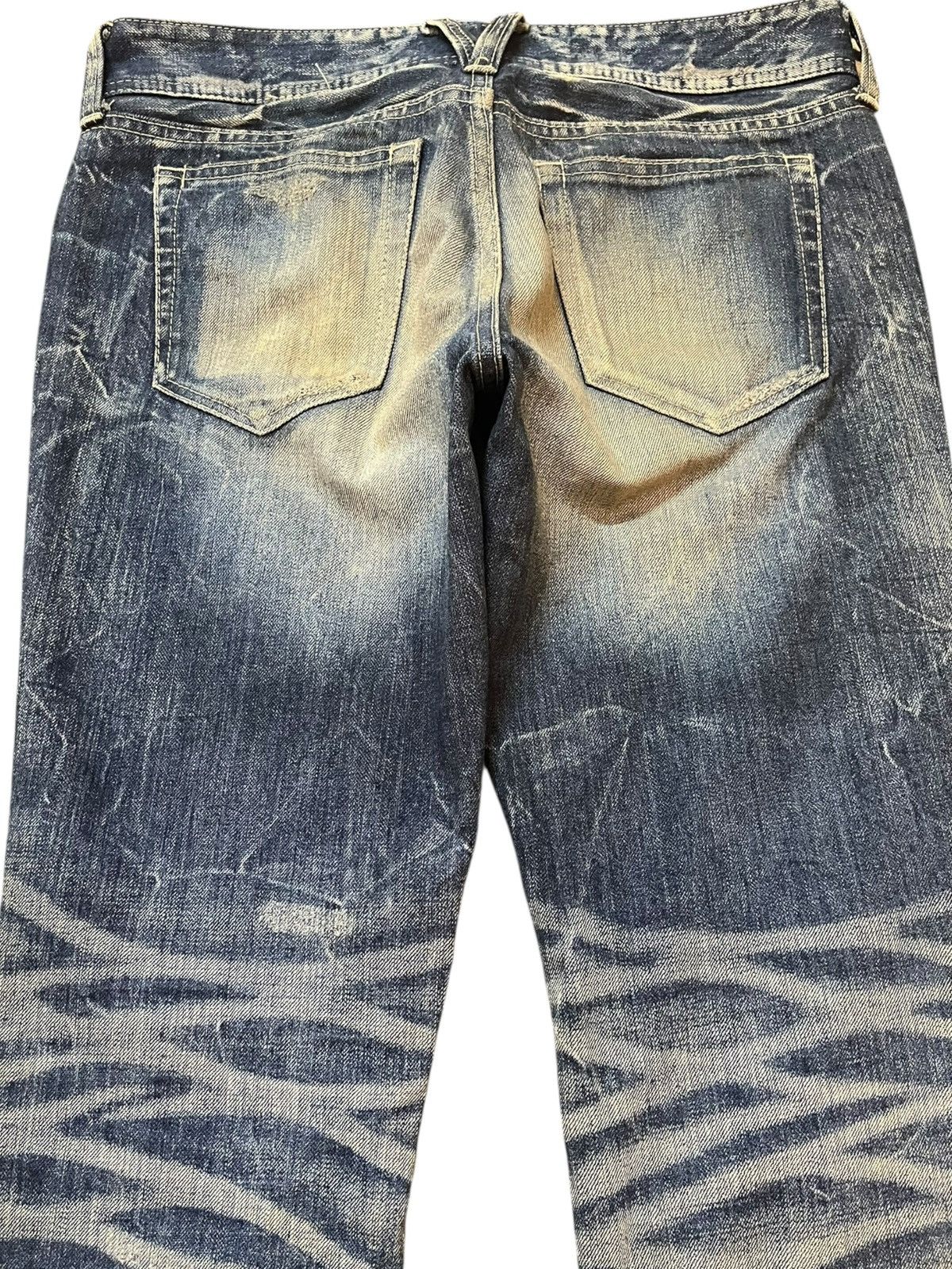 Vanquish Vintage Vanquish Mudwash Faded Whiskers Distressed Denim Size US 31 - 7 Thumbnail